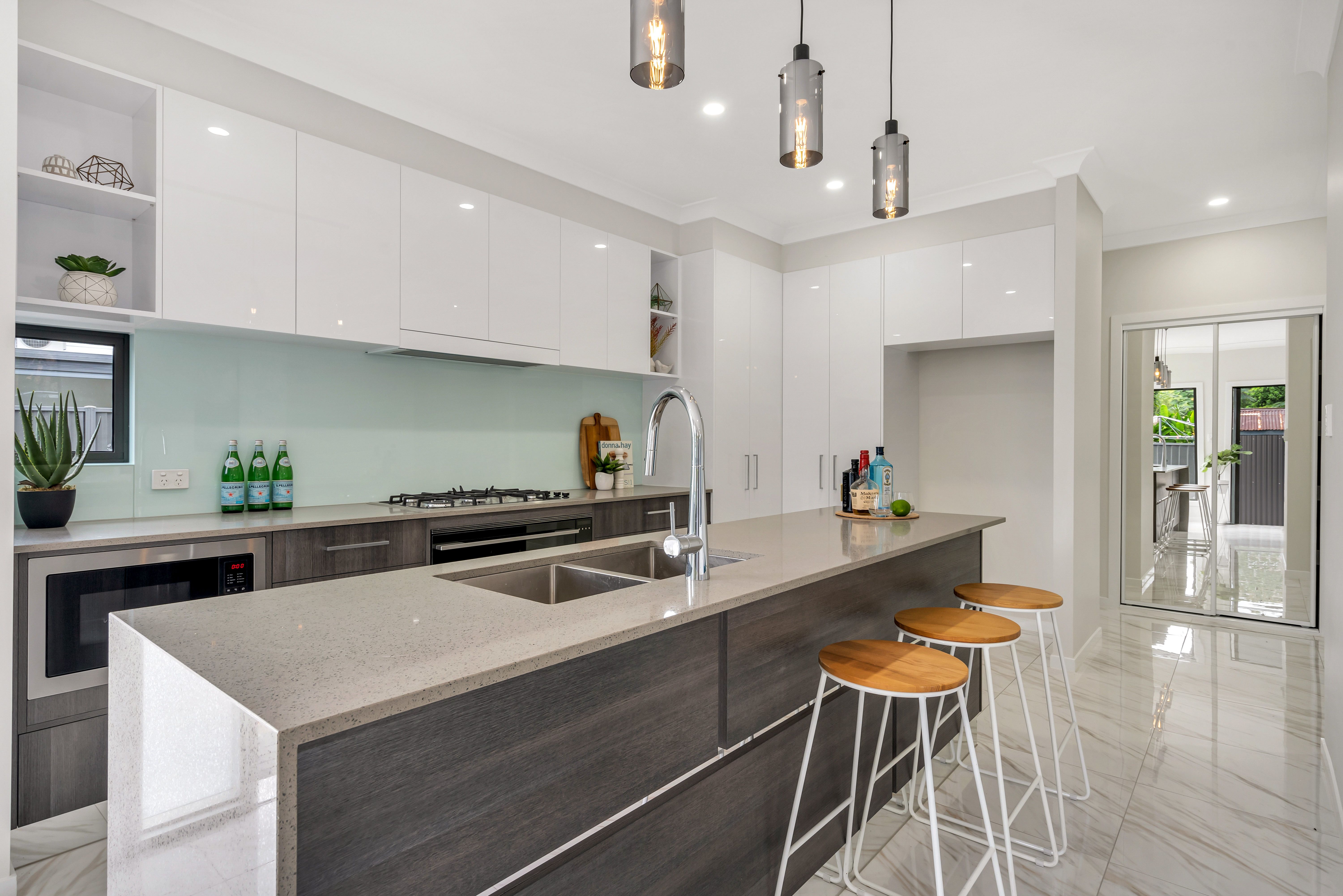 19 Smith Street, Cairns North, QLD 4870