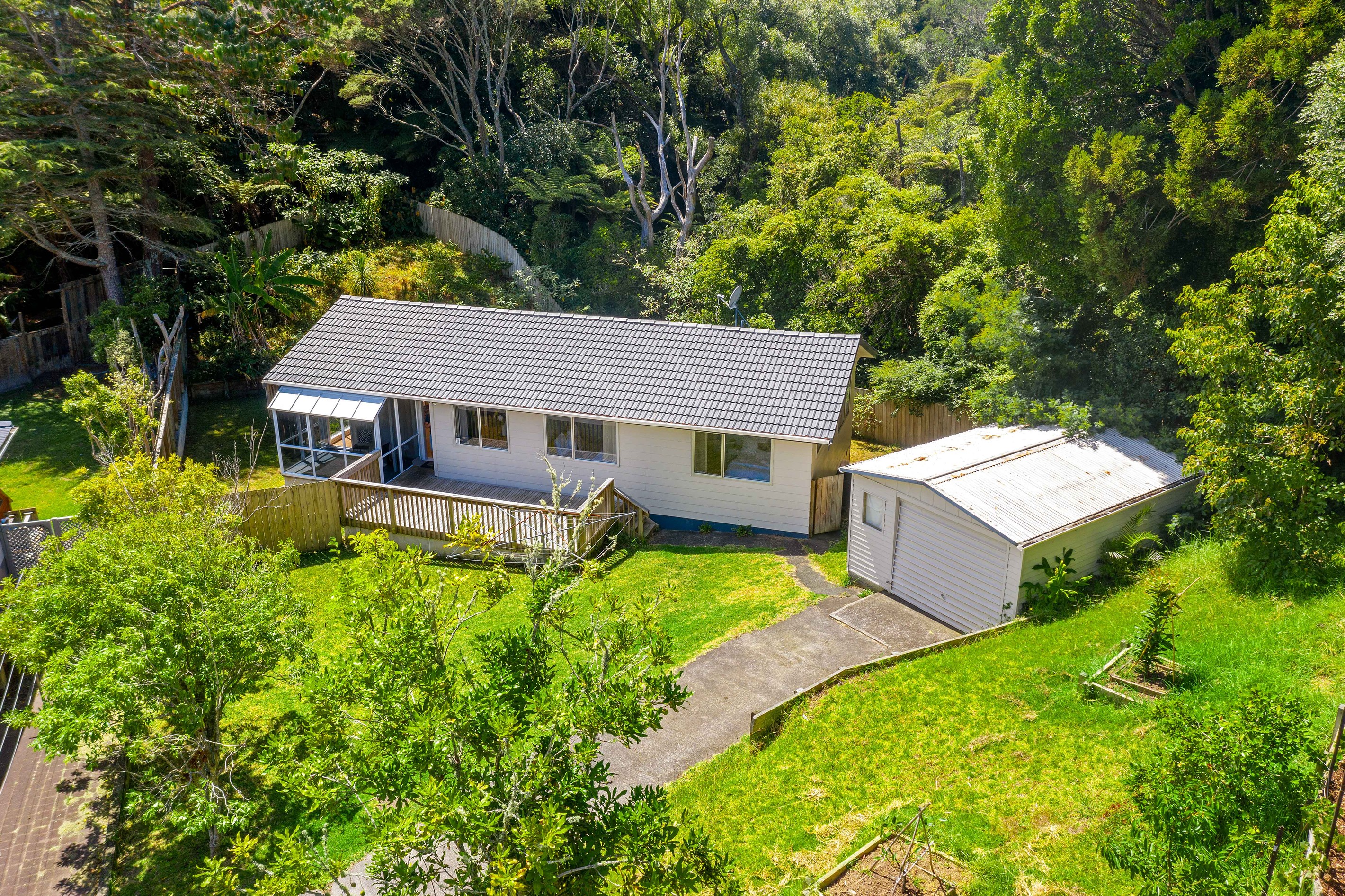 14 Garner Place, Glenfield, North Shore City