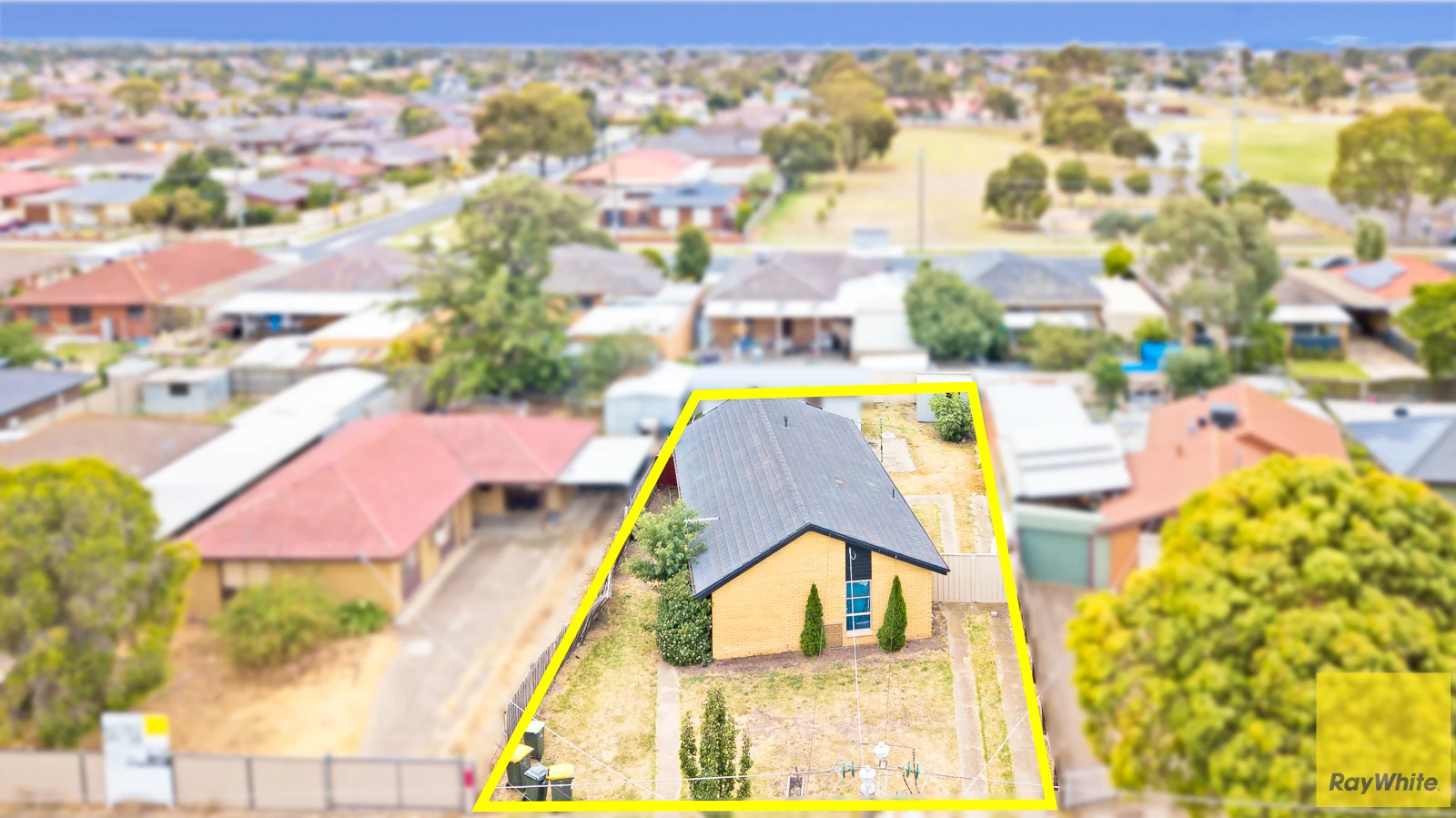 8 Tollhouse Road, Kings Park, VIC 3021