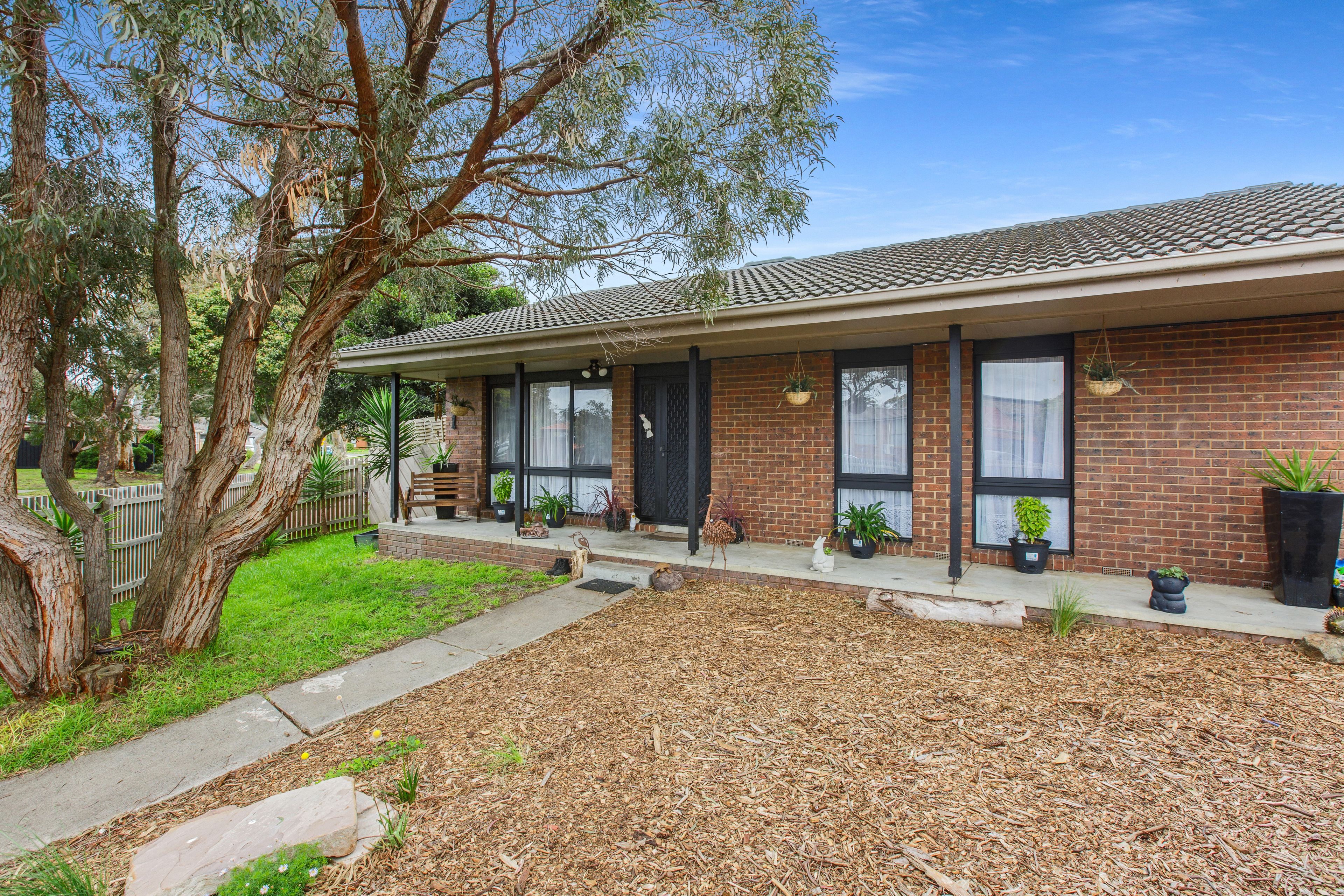 1 Myna Court, Carrum Downs VIC 3201