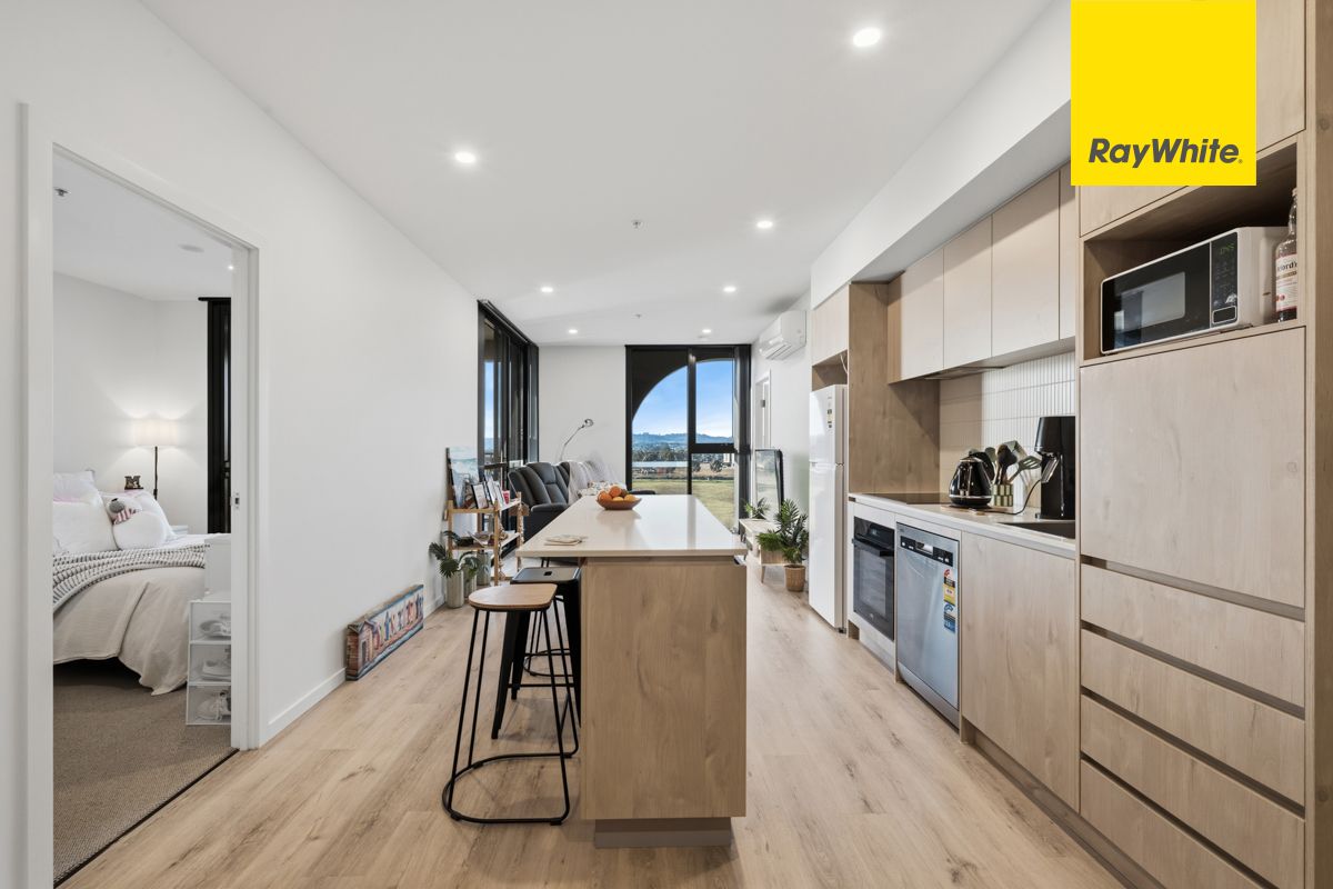 504/61 Camilleri Way — photo 3 of 24