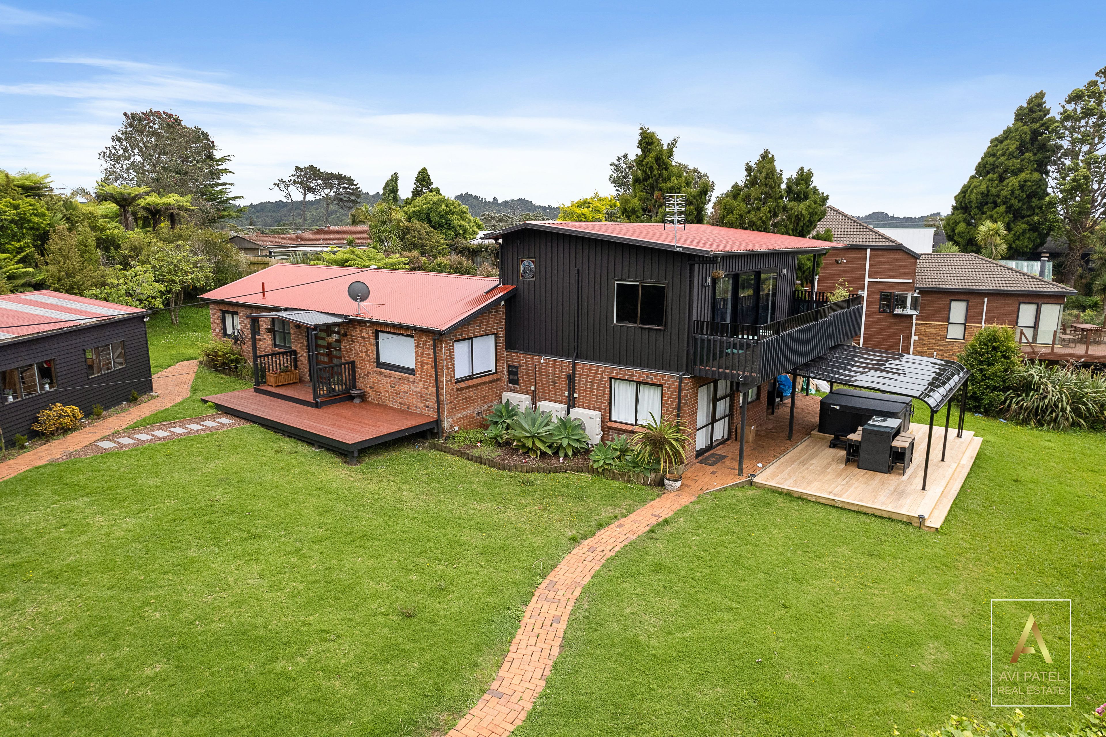 91 Victory Road, Laingholm, Waitakere City 0604 House for Sale Ray