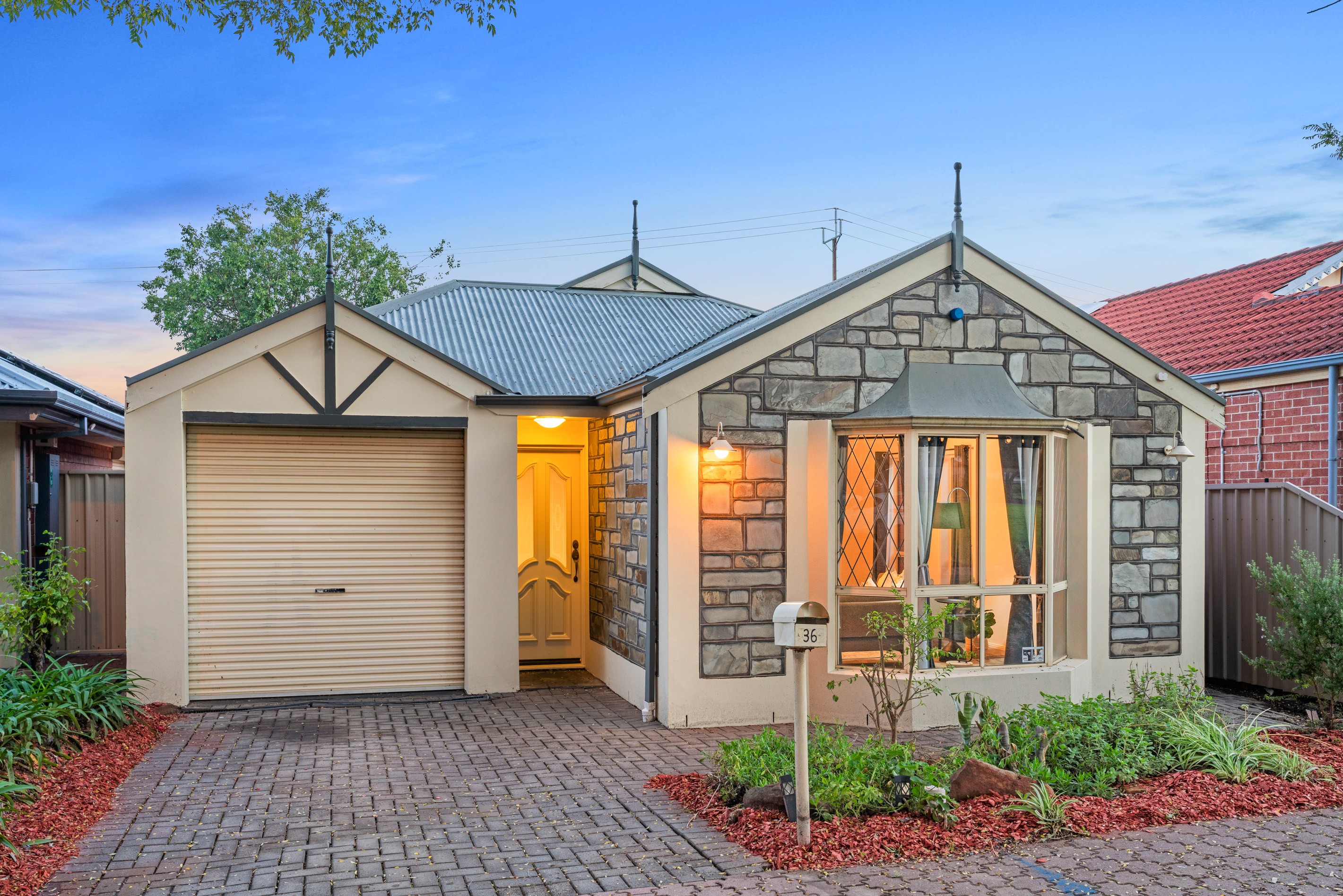36 Regent Gardens Drive, Oakden, SA 5086
