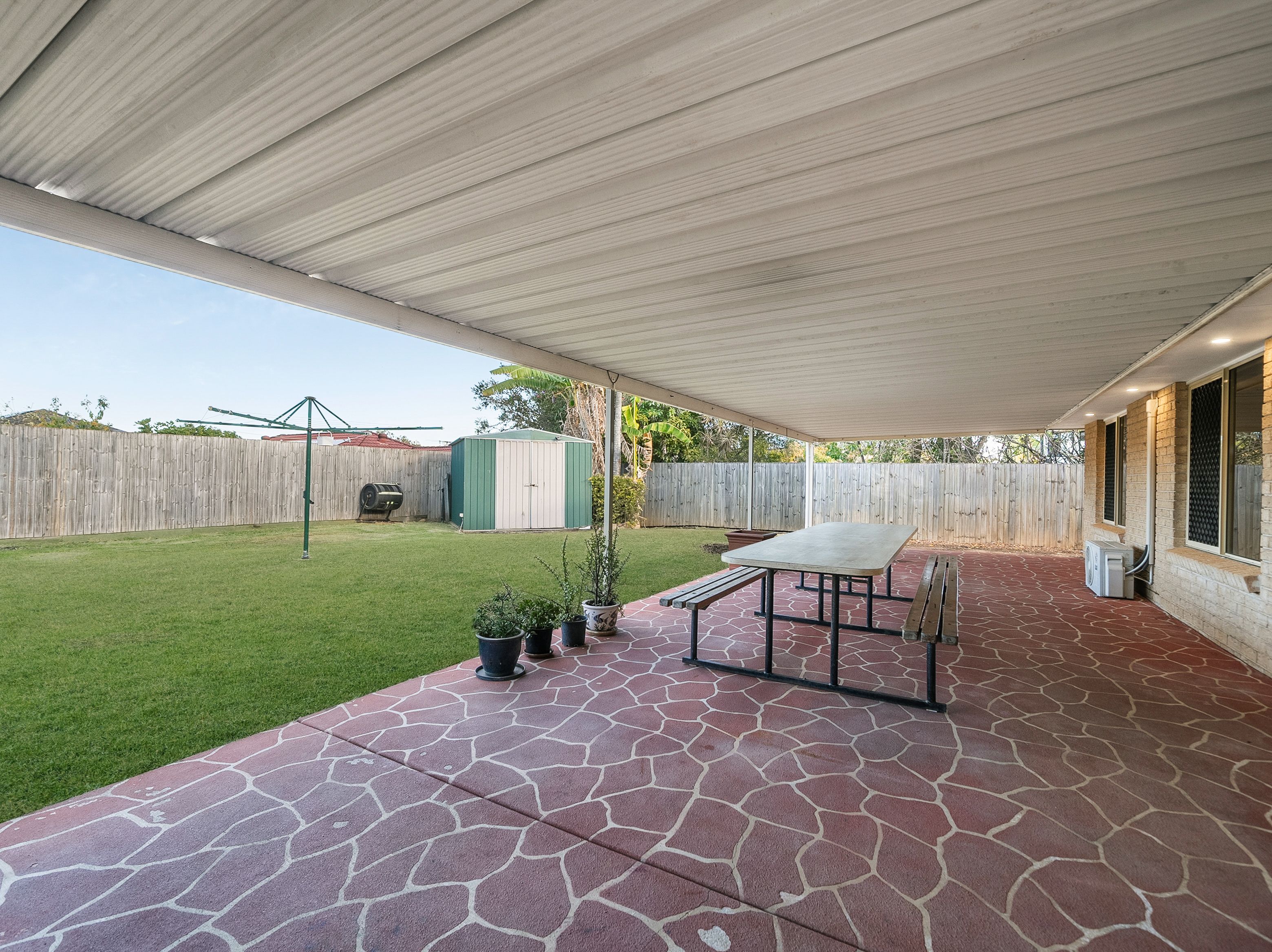 6 Chilton Crescent — photo 10 of 20