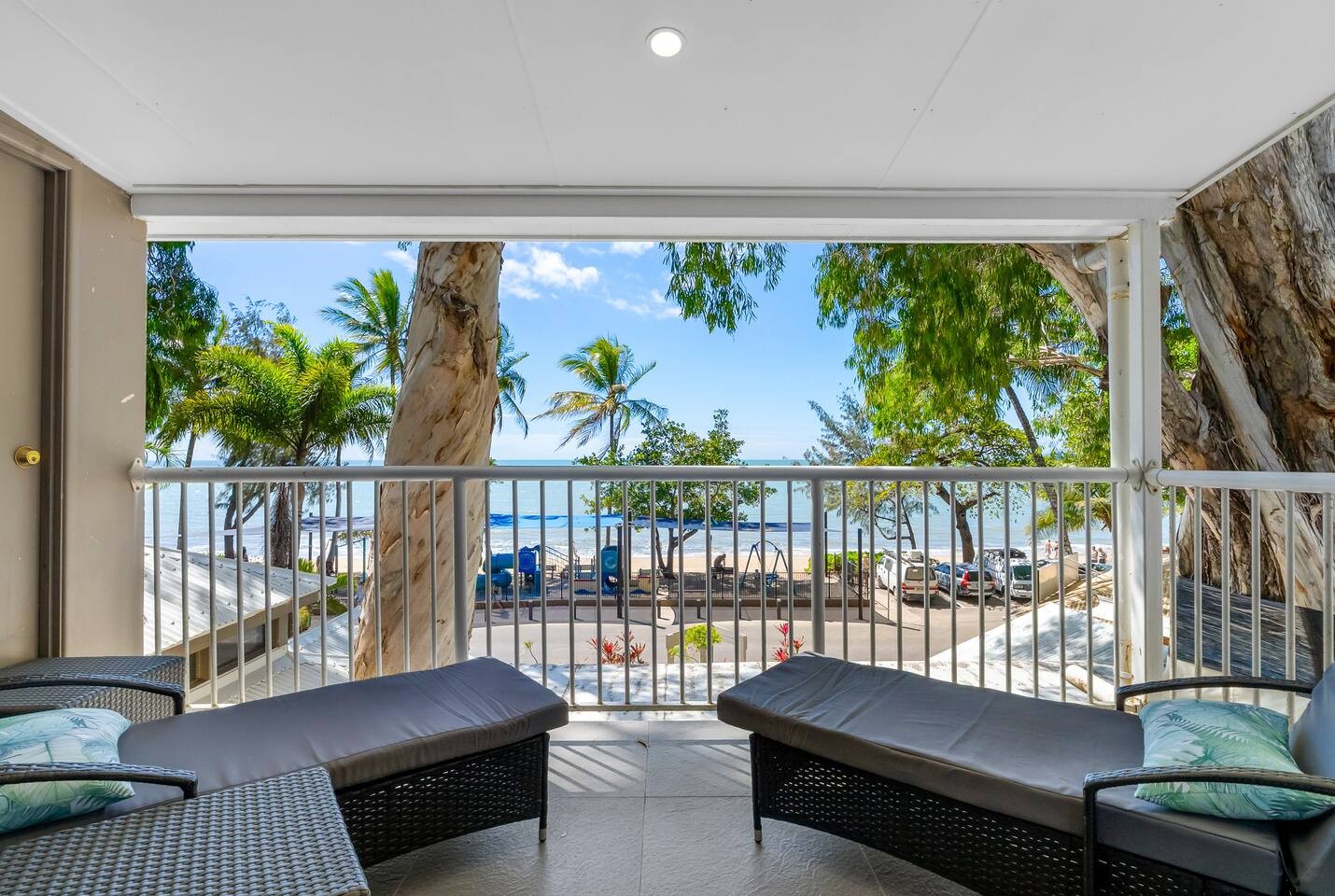 202/119-121 Williams Esplanade, Palm Cove, QLD 4879