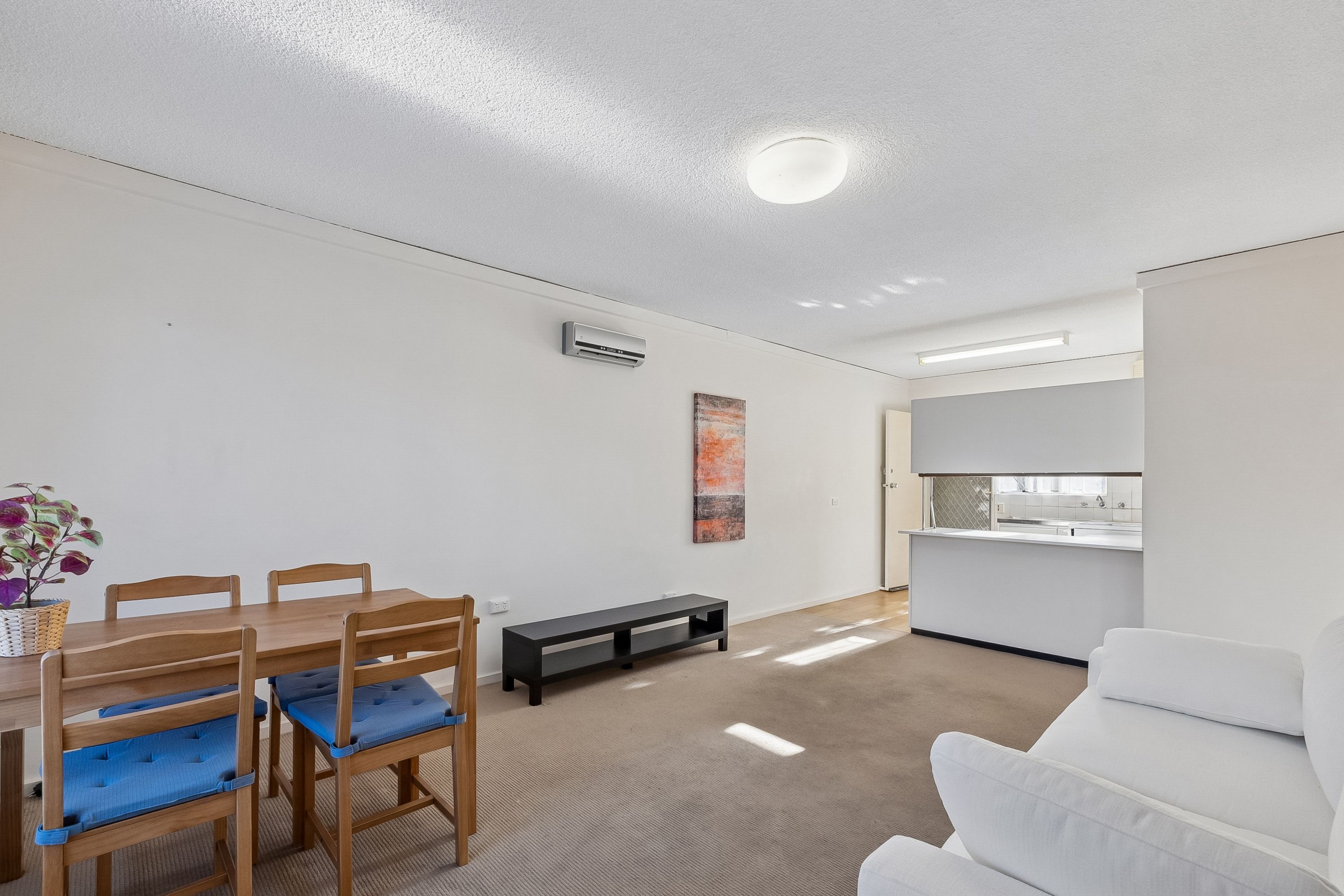 7/5 Barry Road — photo 3 of 10
