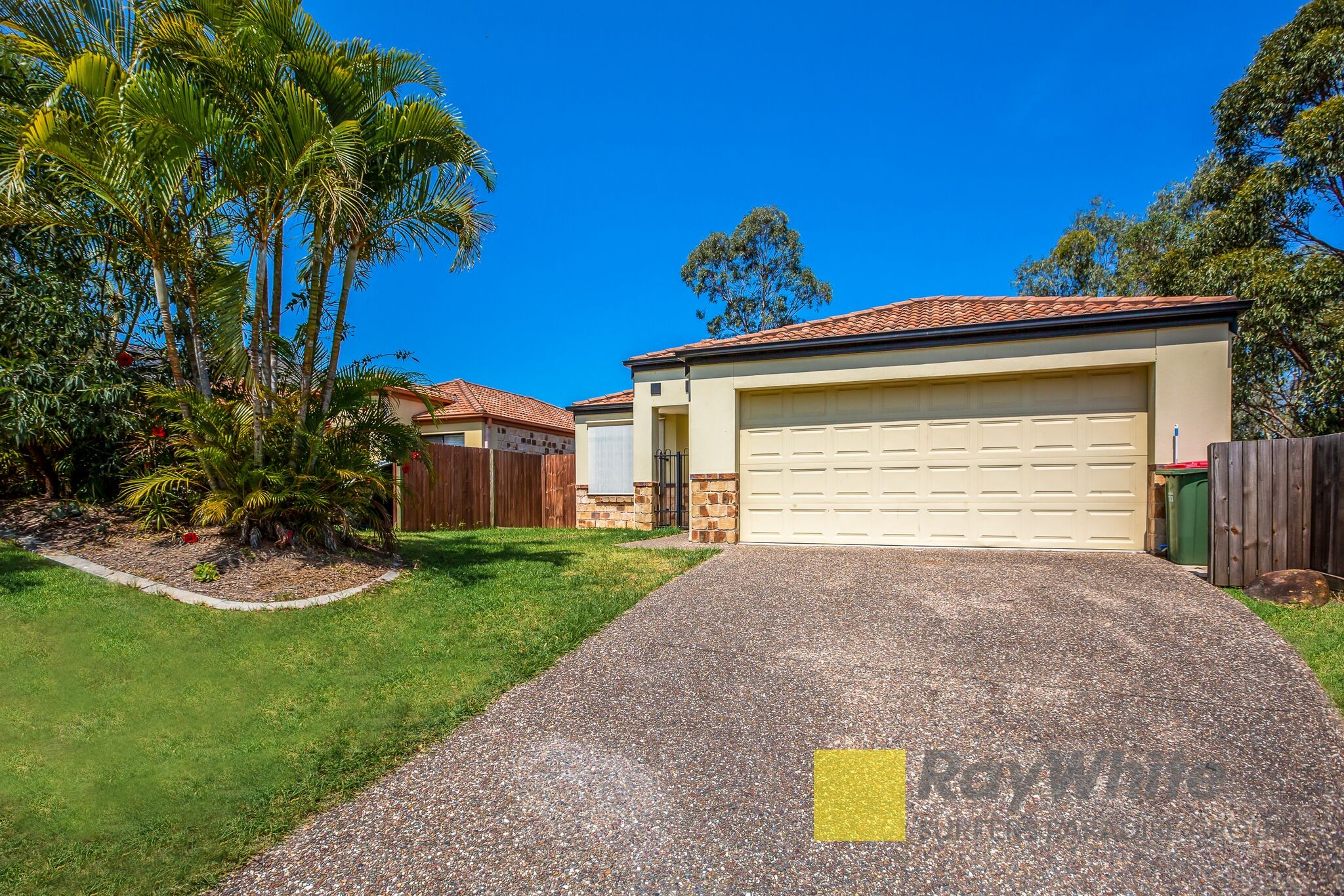 2/733 Ashmore Road, Molendinar, QLD 4214