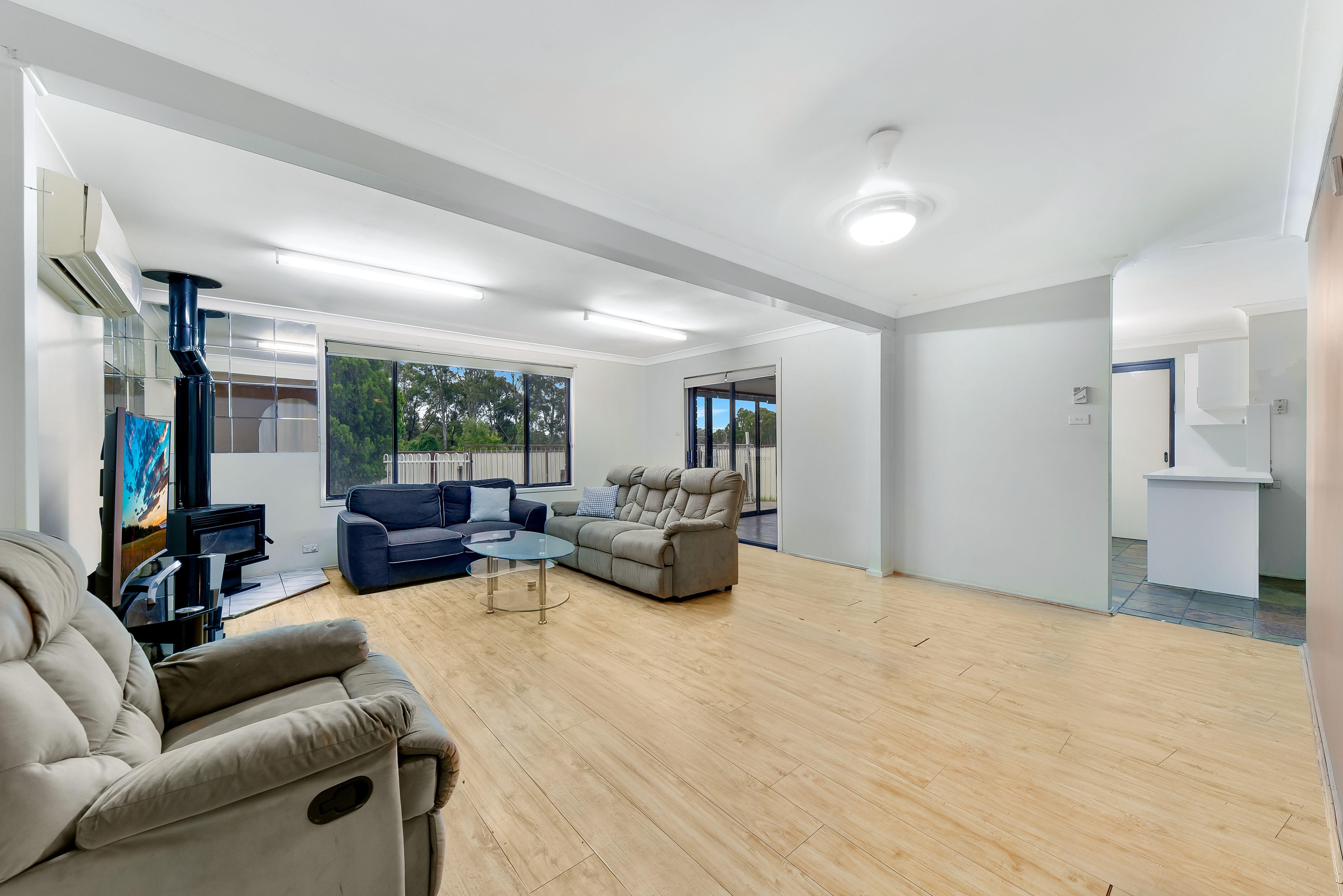 59 Adrian Street, Macquarie Fields, NSW 2564