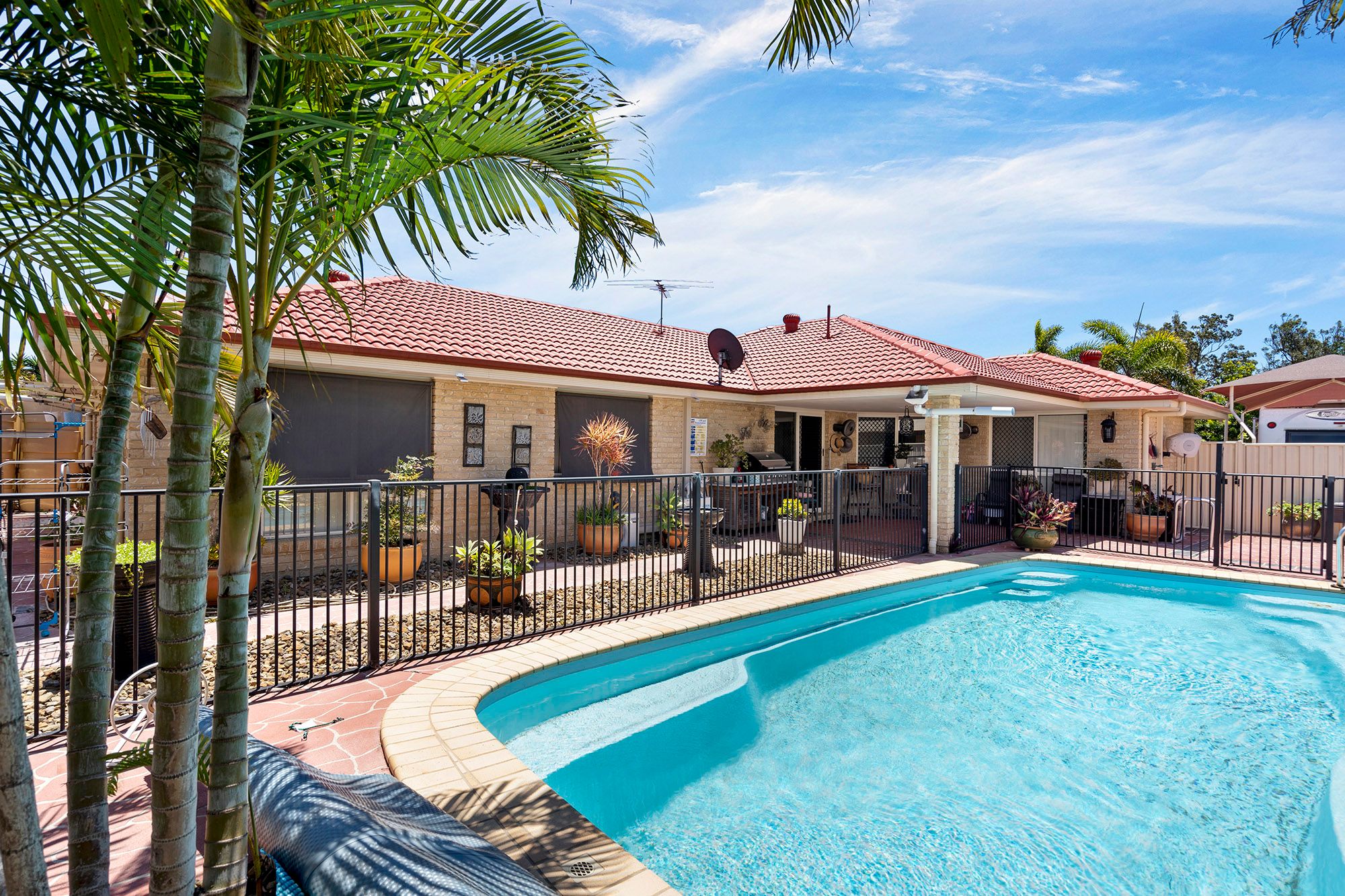 10 Alpha Avenue, Crestmead, QLD 4132