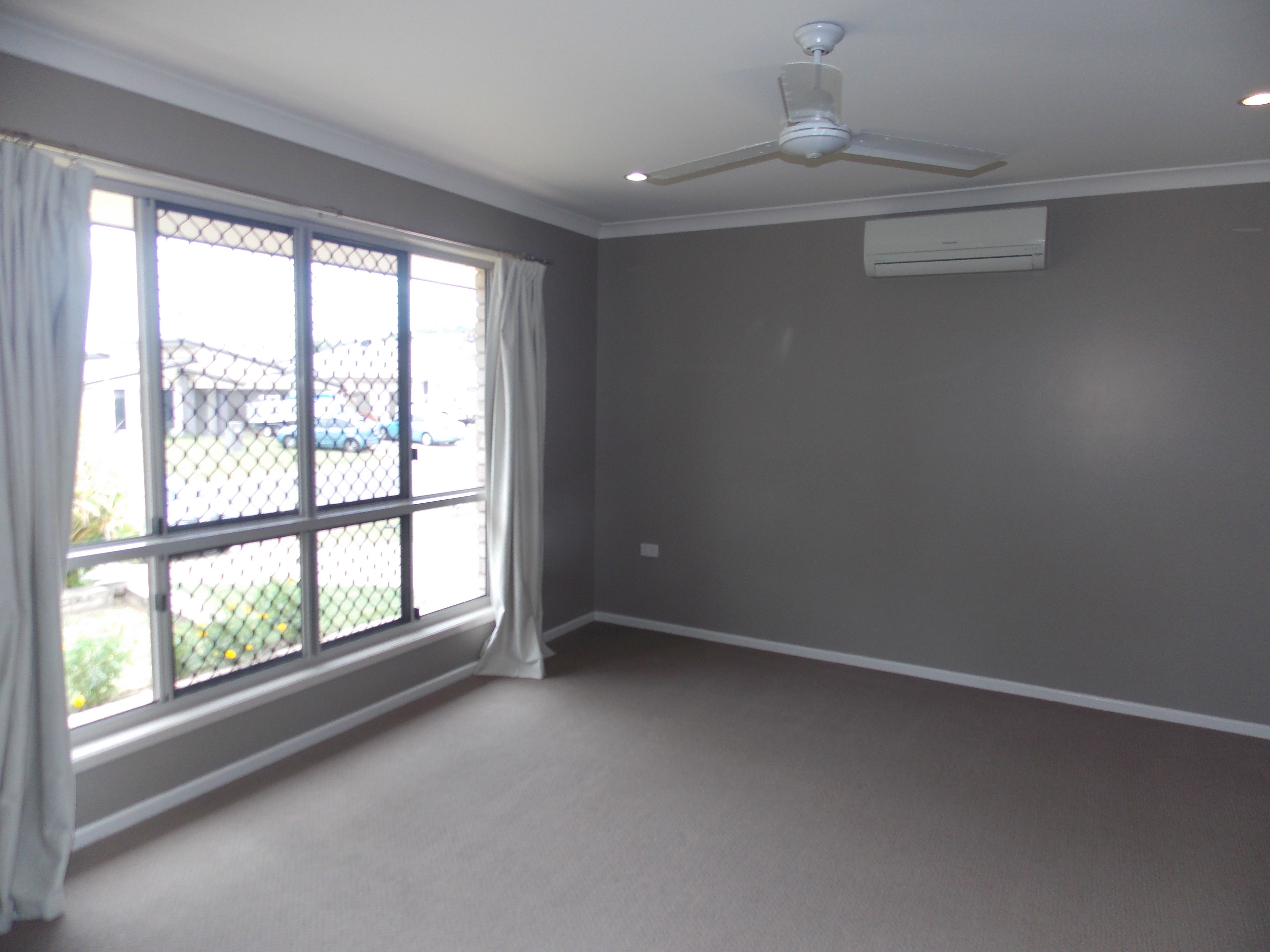 33 Dune Circuit, Lammermoor, QLD 4703