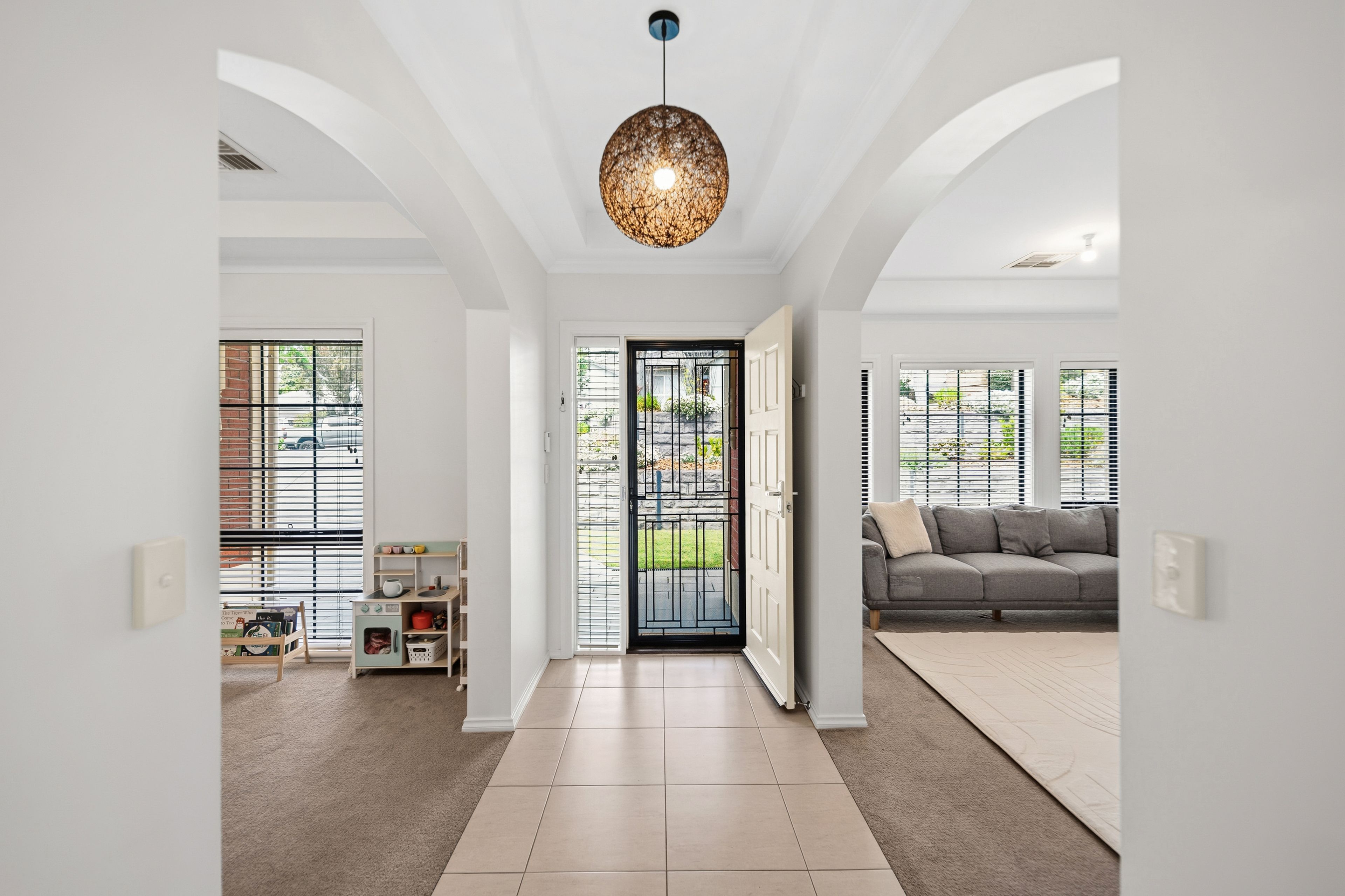 21 Coulter Street — photo 4 of 29