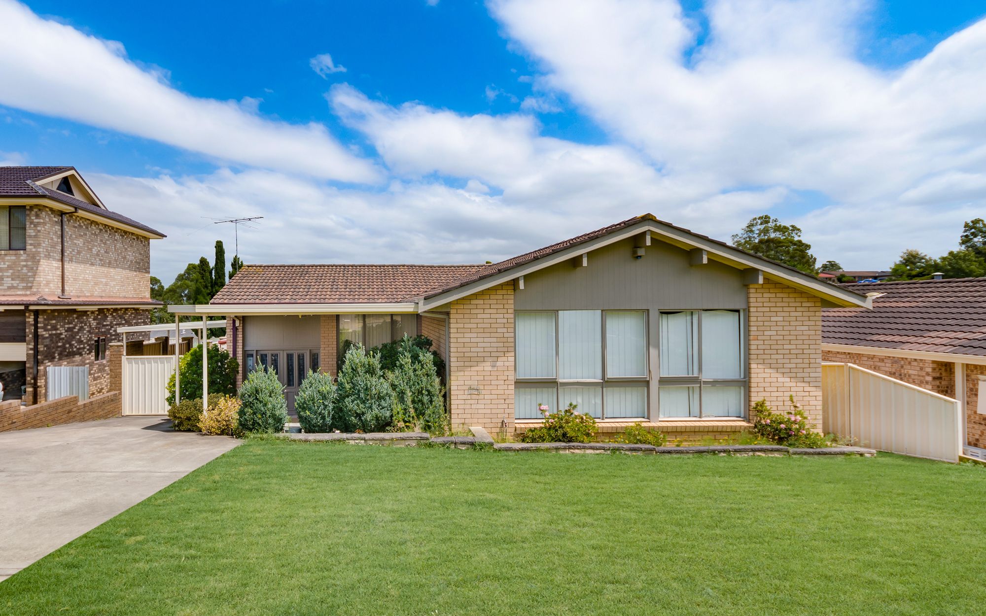 7 Hewitt Place, Minto NSW 2566