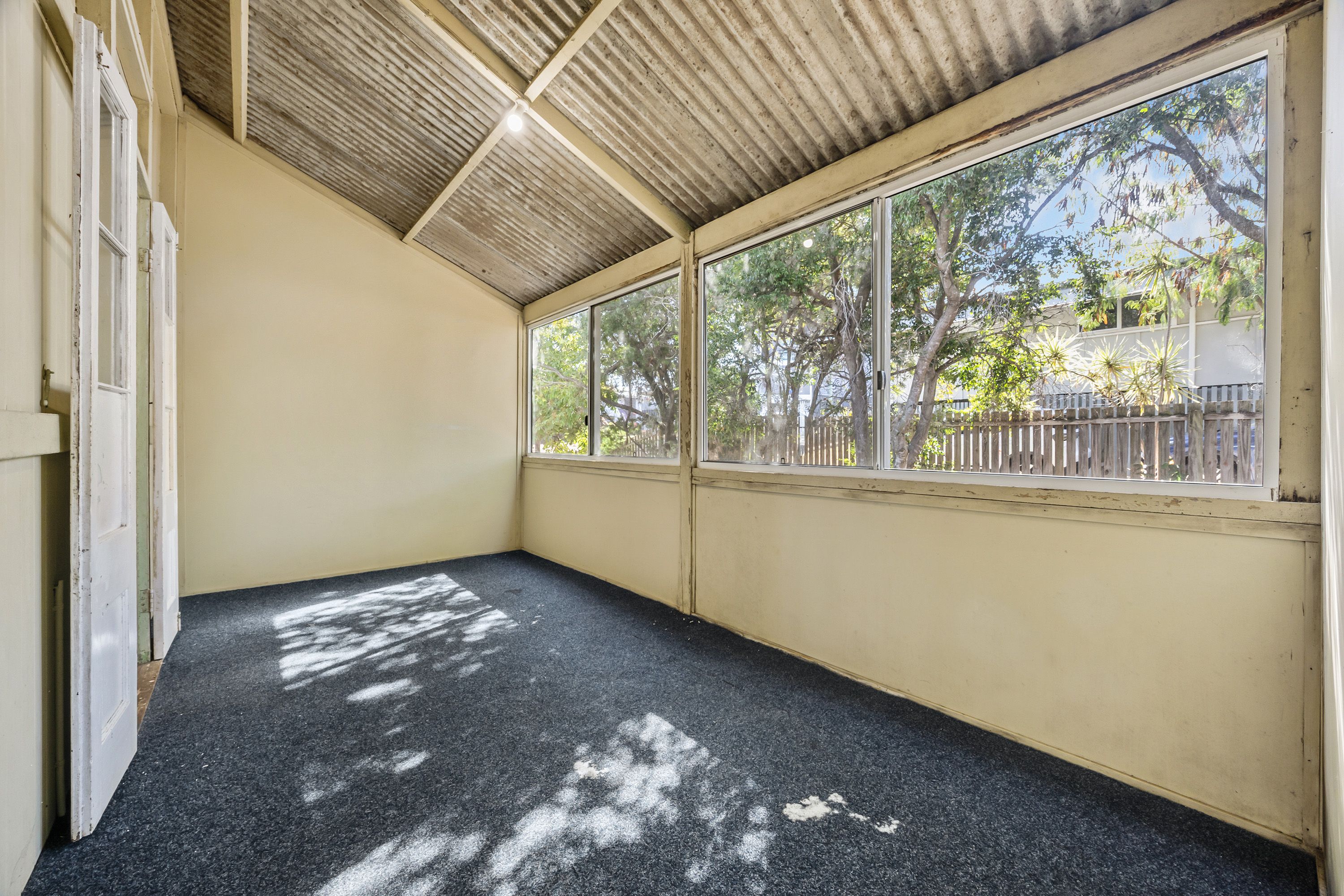35 Roseberry Street — photo 13 of 25