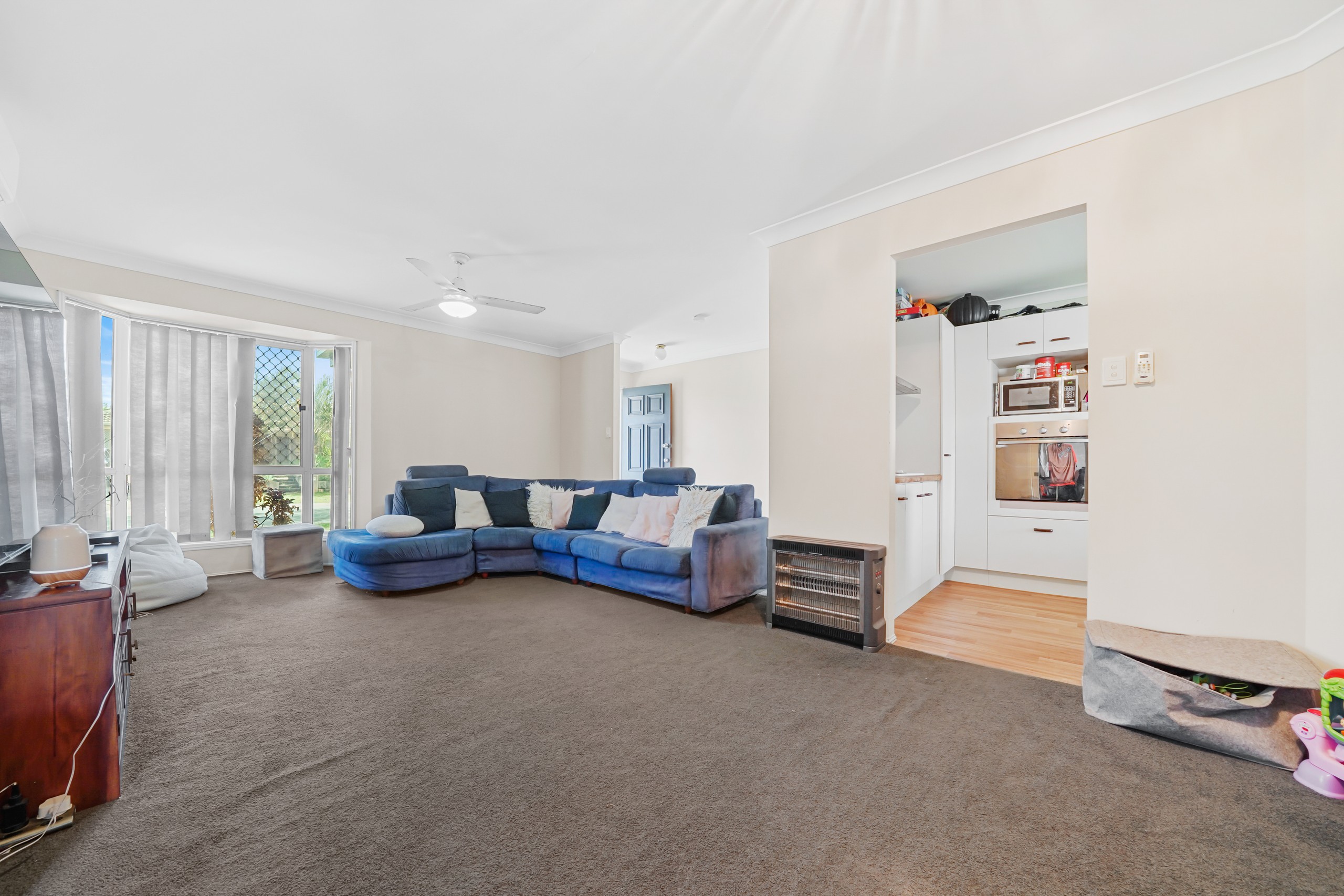 8 Niblick Way, Redland Bay, QLD 4165