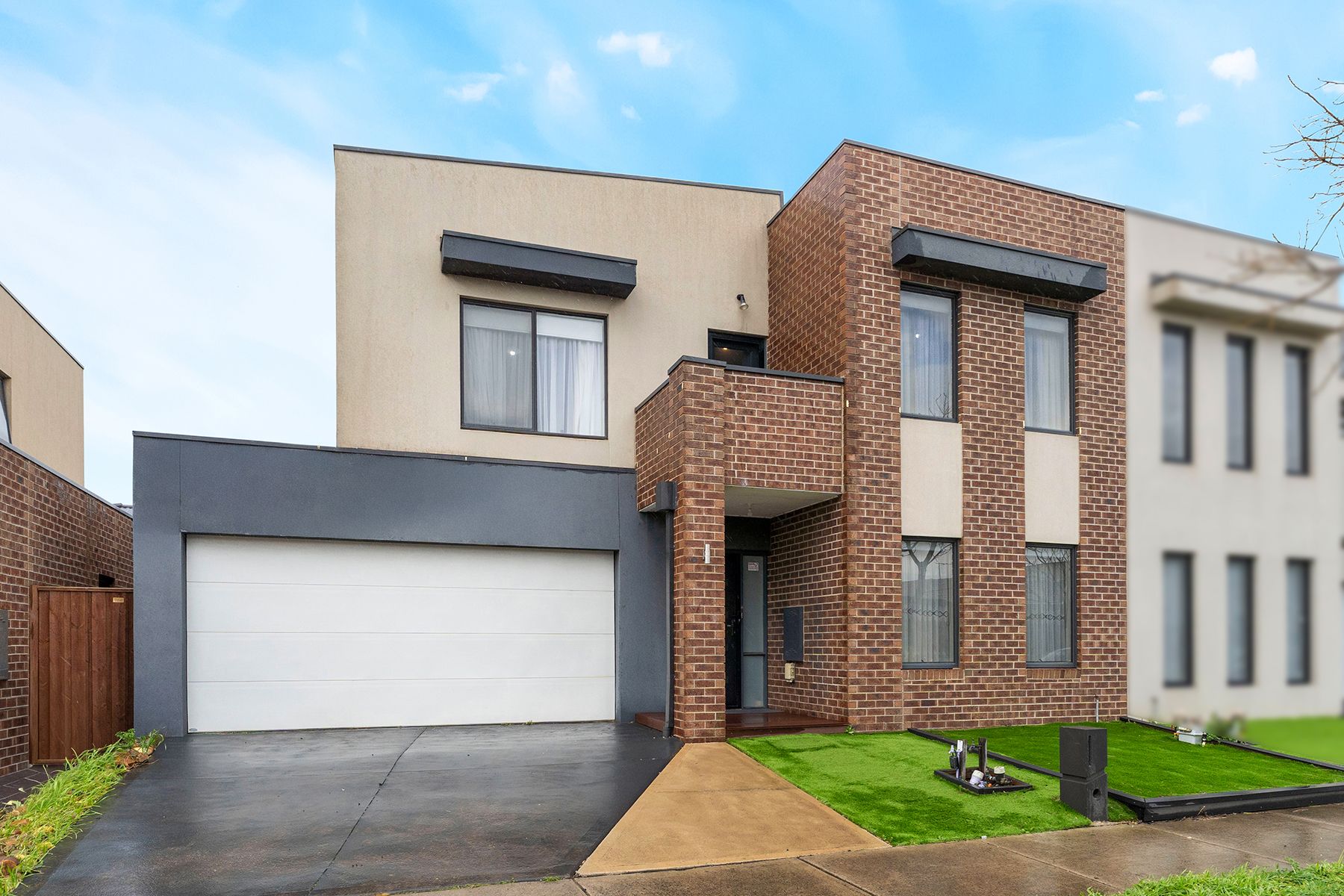 10 Landsdowne Avenue — photo from Ray White Craigieburn