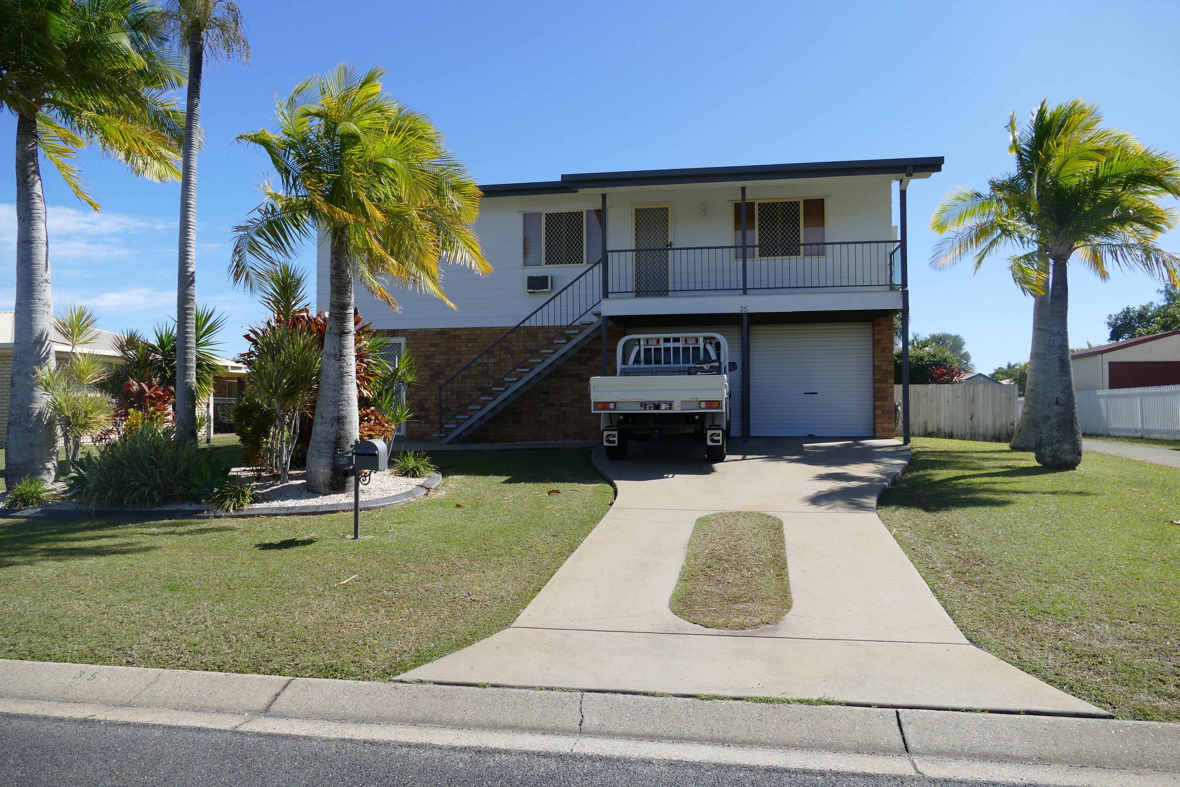 35 Bean Avenue, Parkhurst QLD 4702
