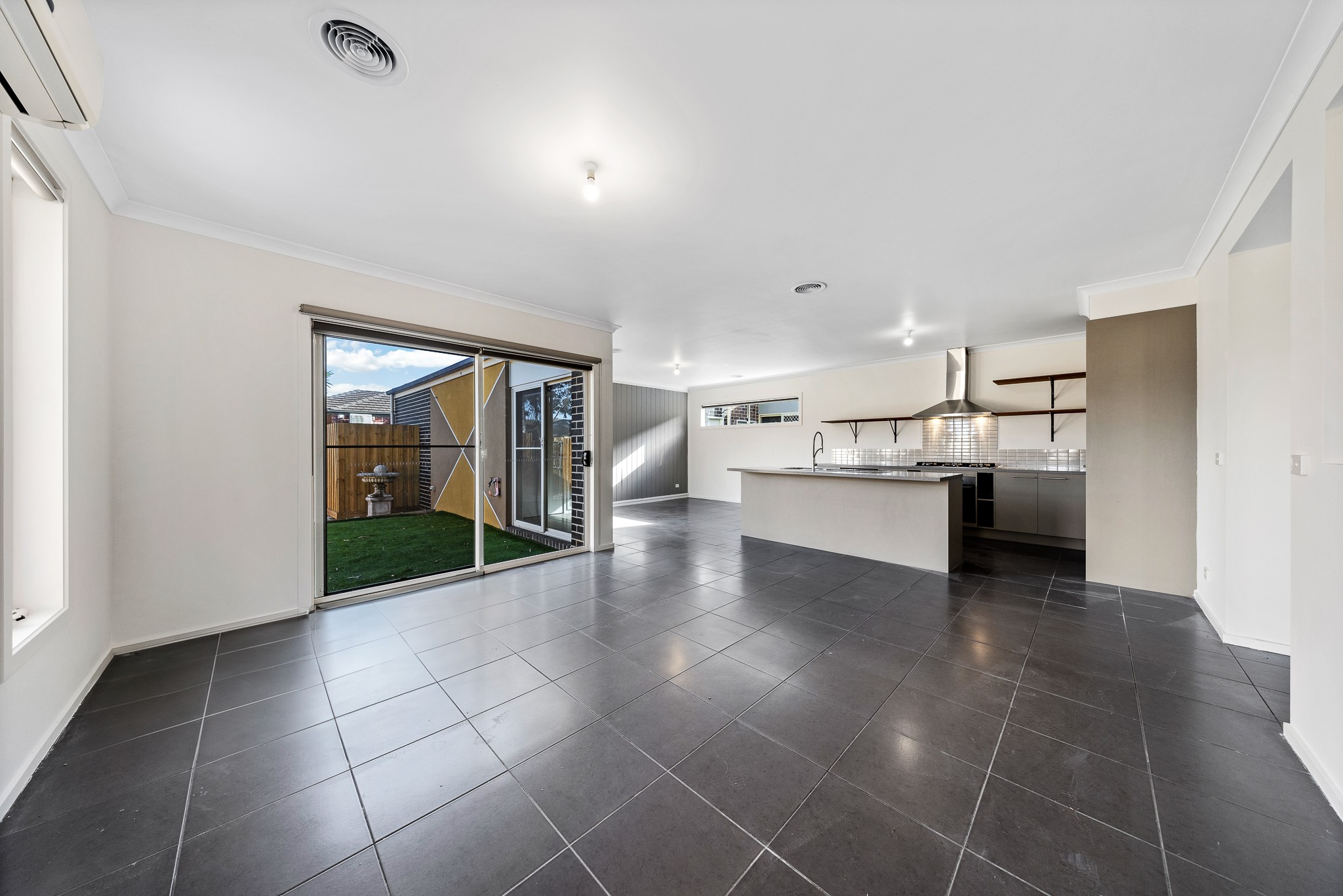 12 Meditate Lane, Cranbourne North, VIC 3977