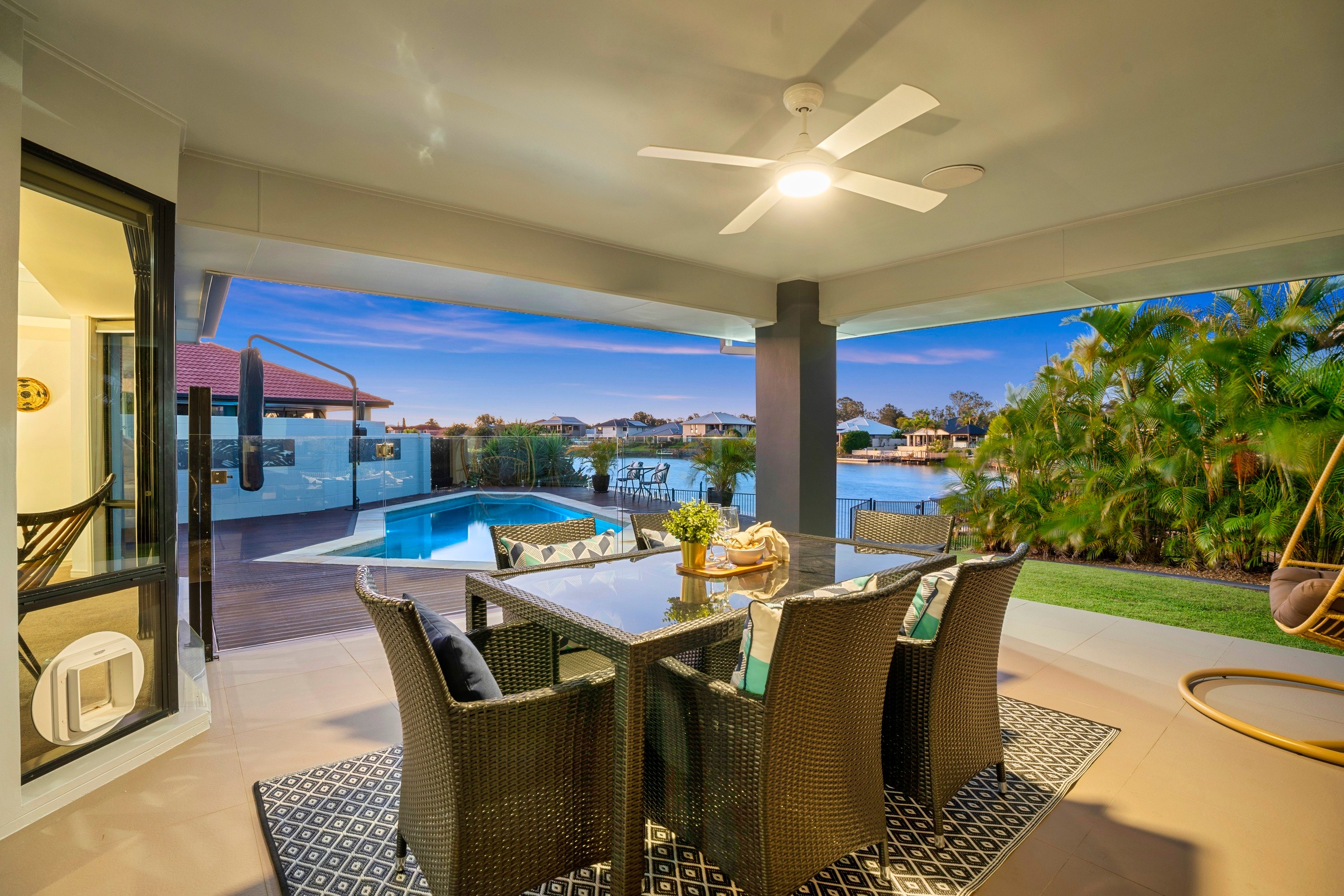 3 Saltair Grove, Helensvale, QLD 4212