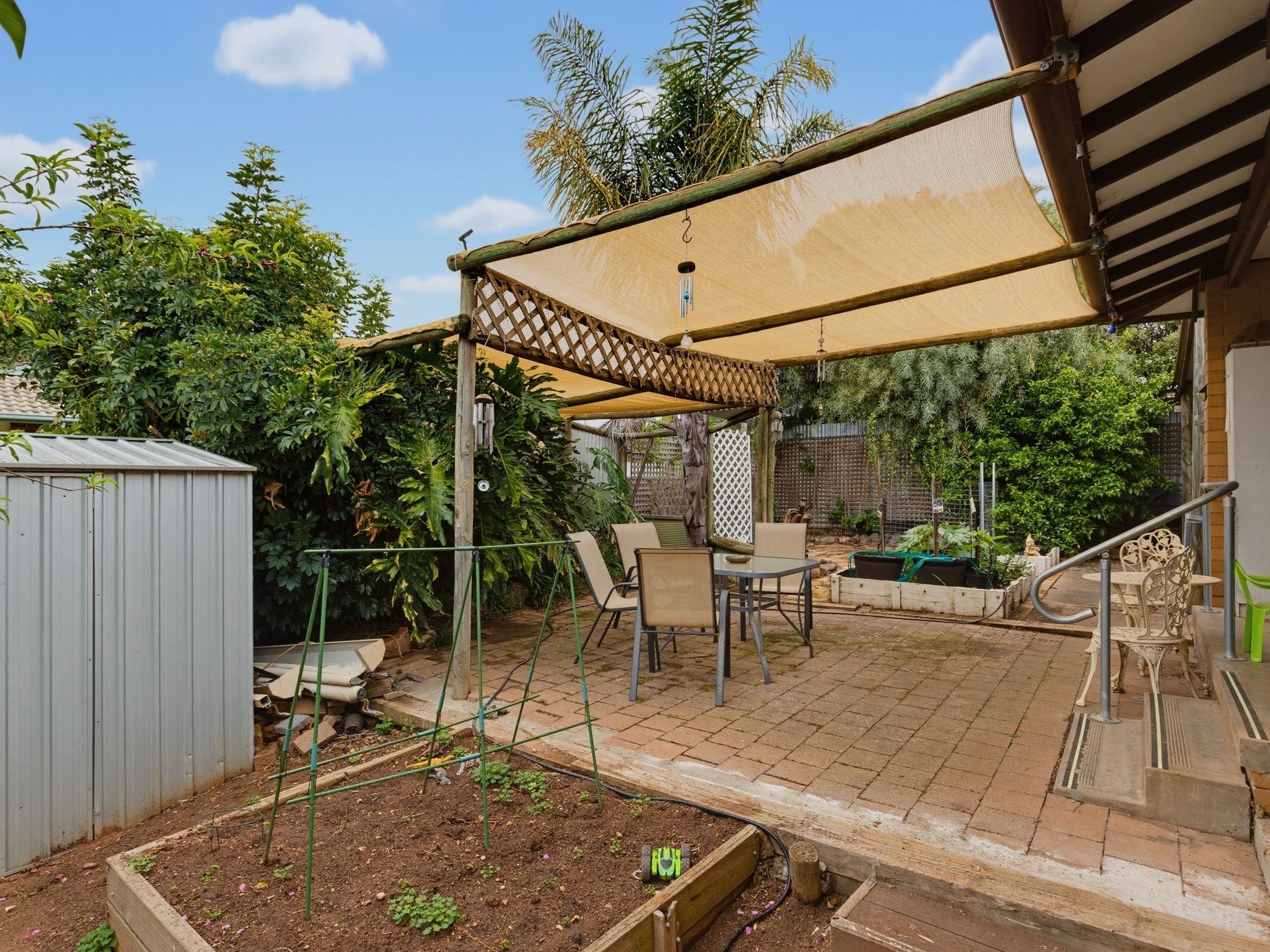 63 Glenhelen Road — photo 12 of 16