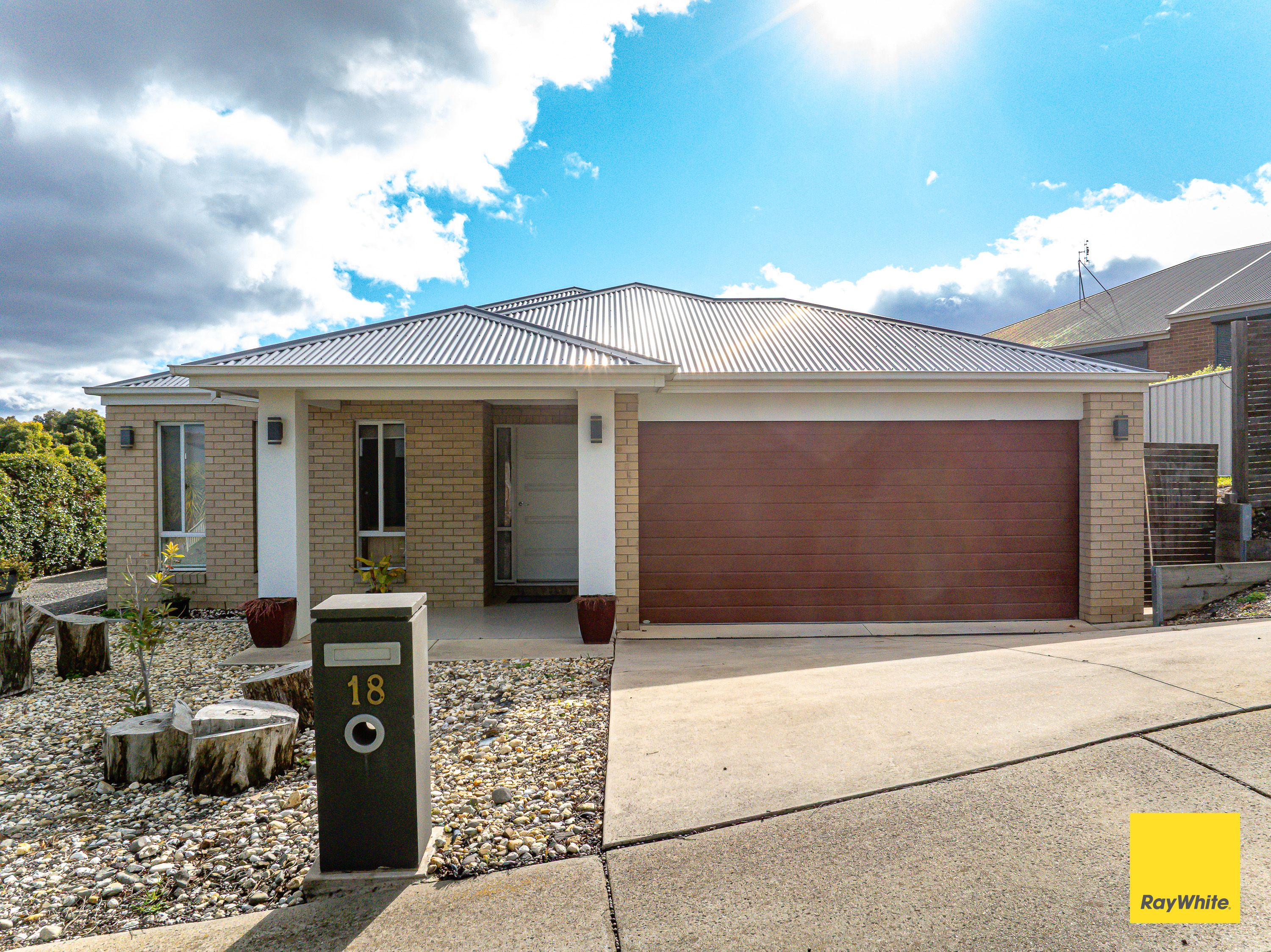 18 Irrabella Place , Kangaroo Flat VIC 3555