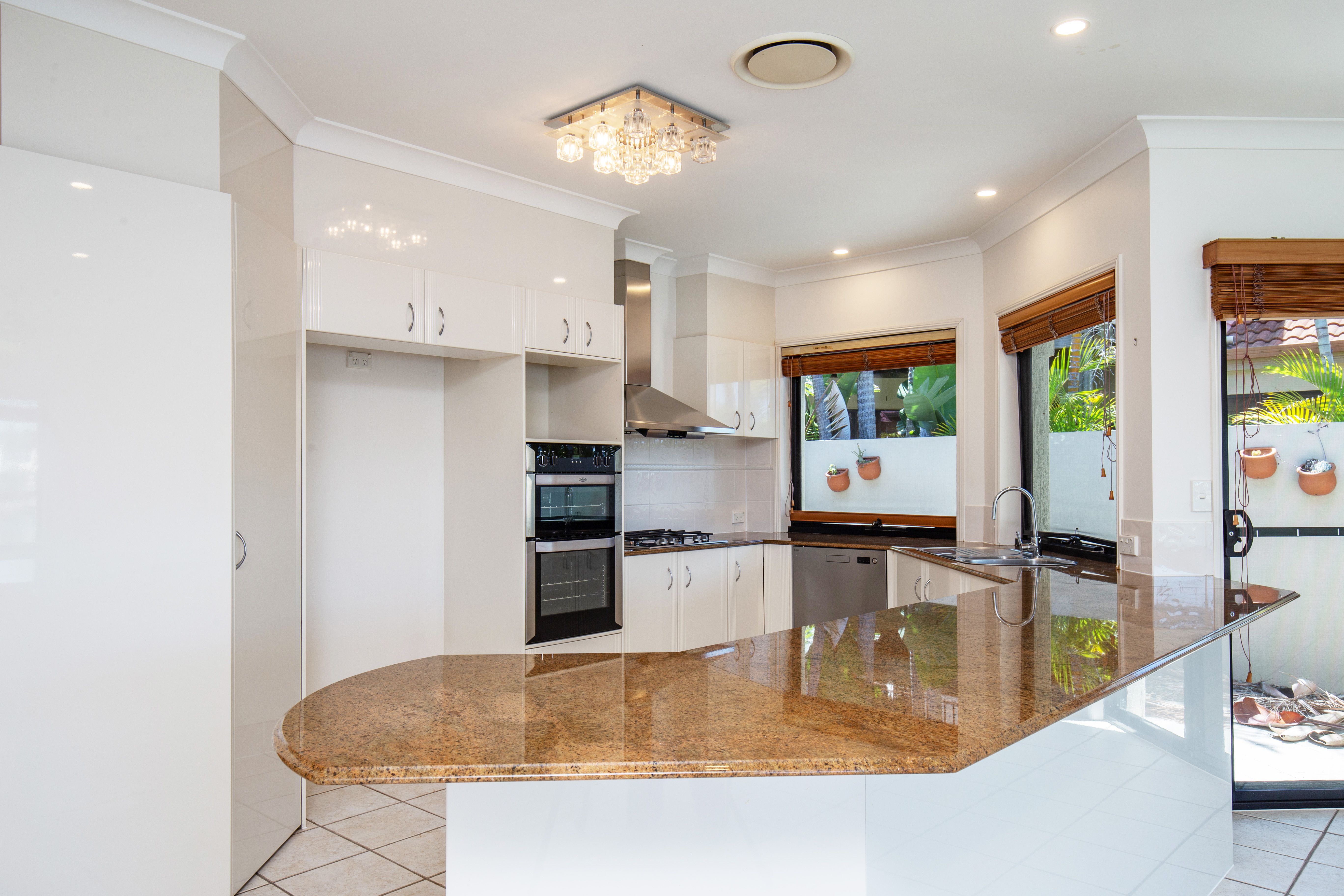 6 Champagne Boulevard, Helensvale, QLD 4212