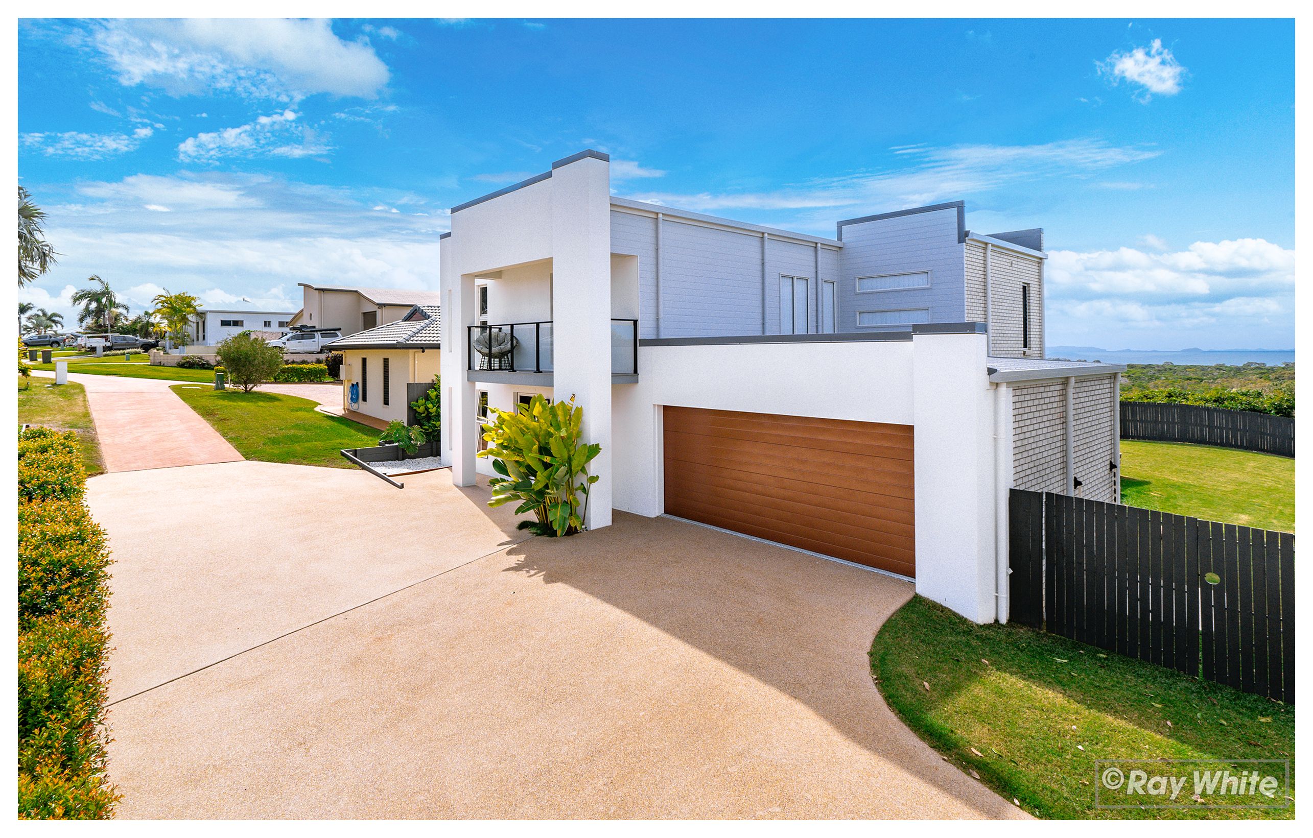 16 Miami Crescent, Pacific Heights, QLD 4703