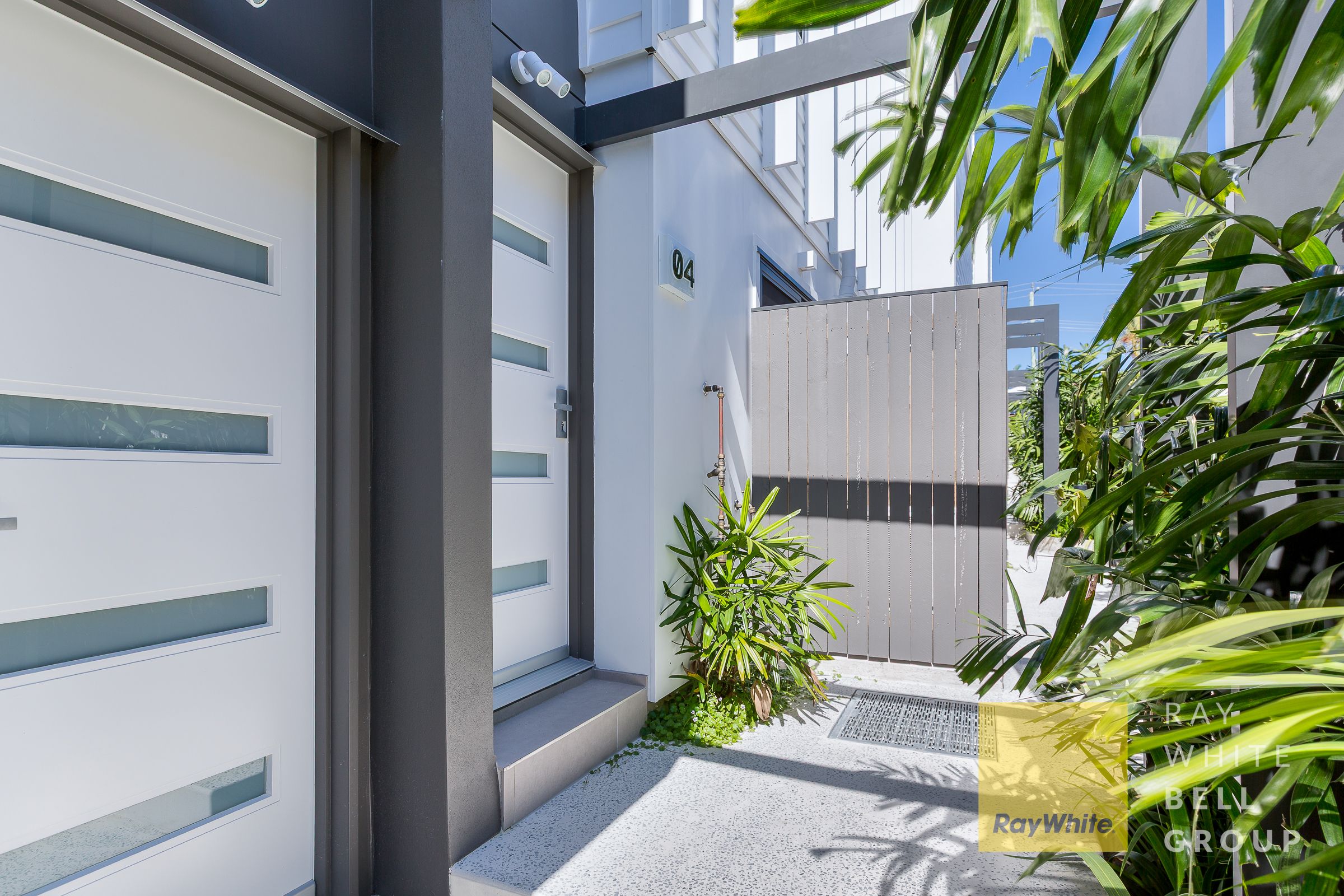 4/15 Ward Street, Southport, QLD 4215