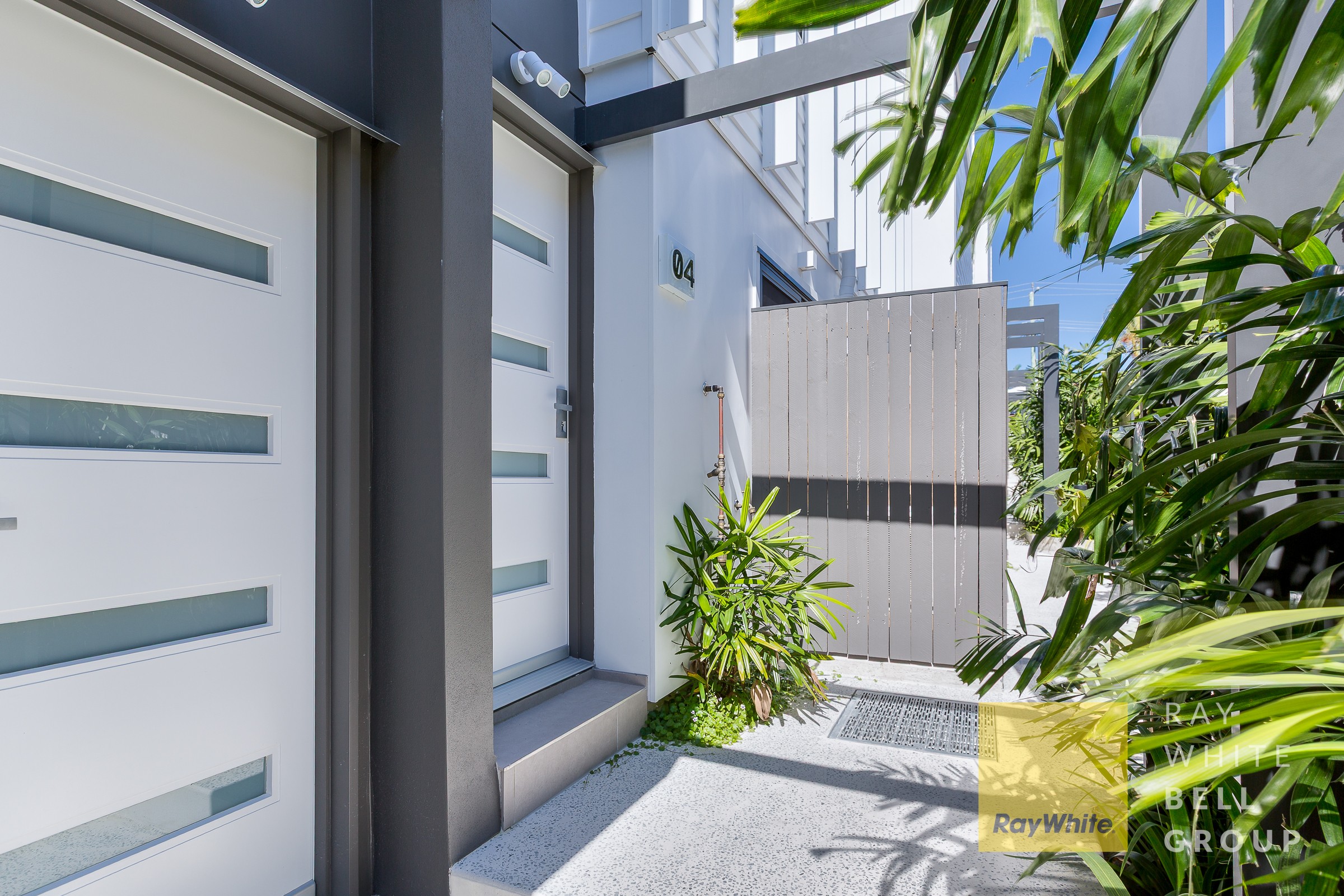 4/15 Ward Street, Southport, QLD 4215