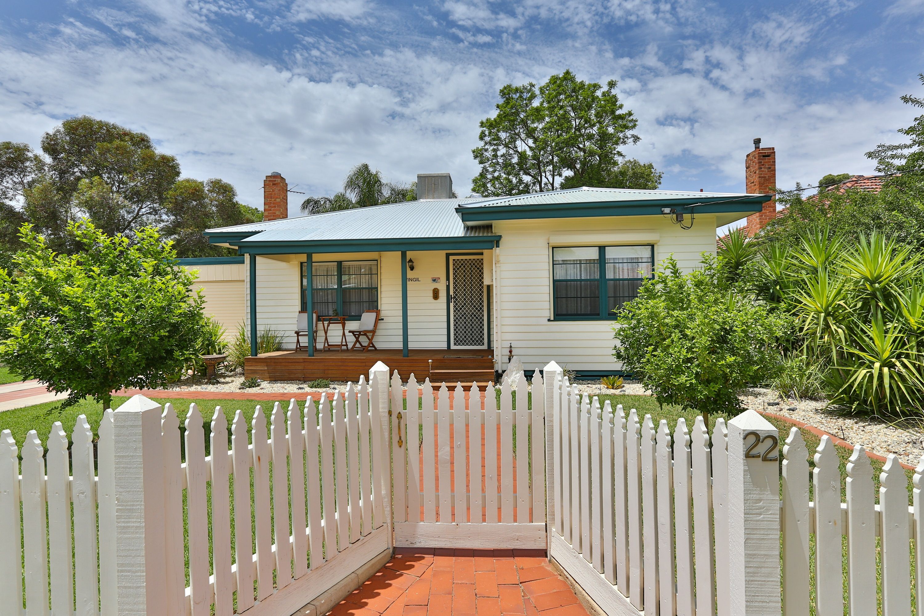 22 Floral Avenue East, Mildura, VIC 3500