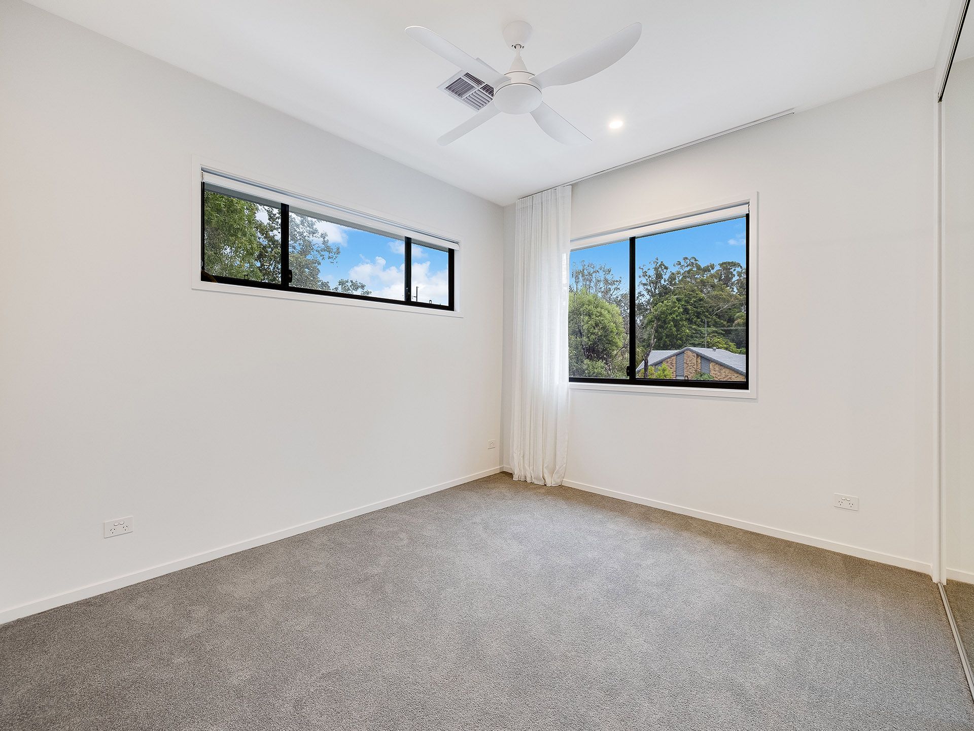 1/123 Karawatha Drive — photo 13 of 17