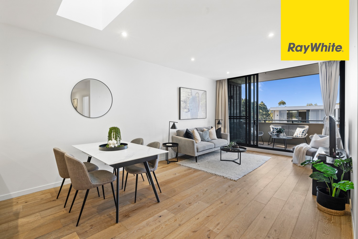 202/5B Whiteside Street, North Ryde, NSW 2113