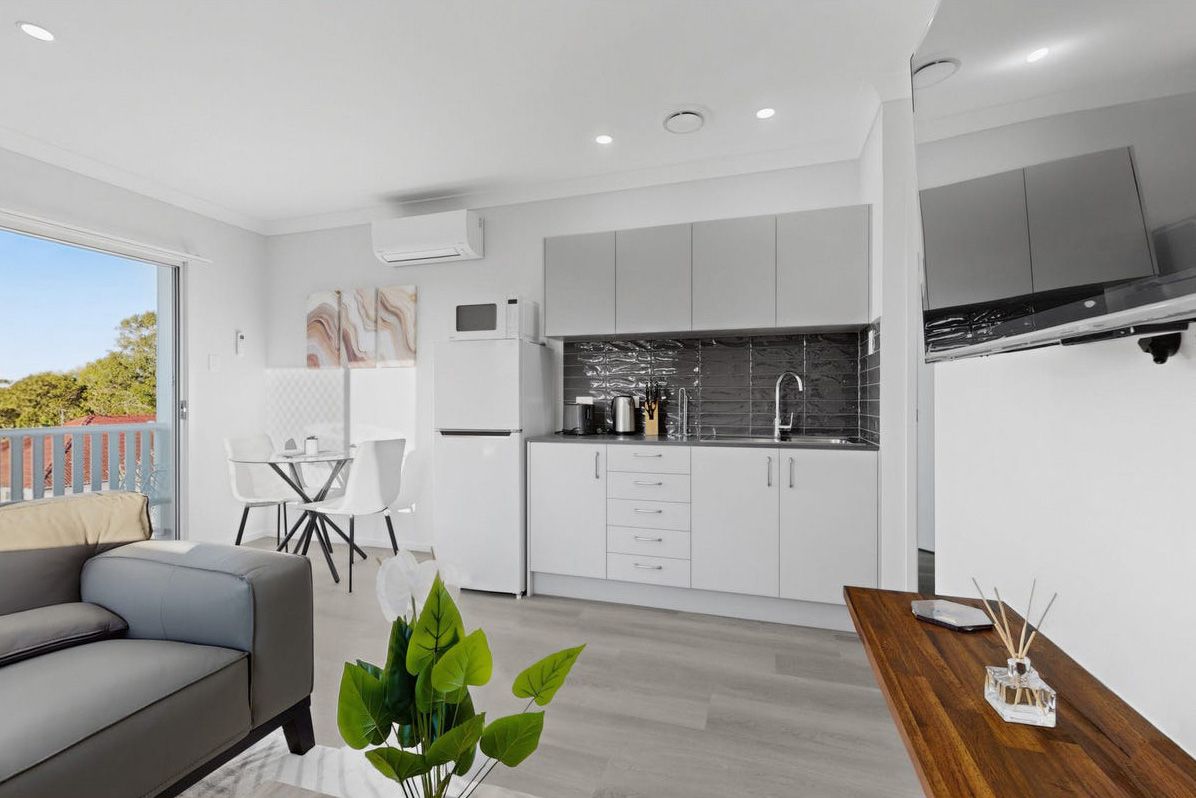 18 Tamarind Street — photo 3 of 8