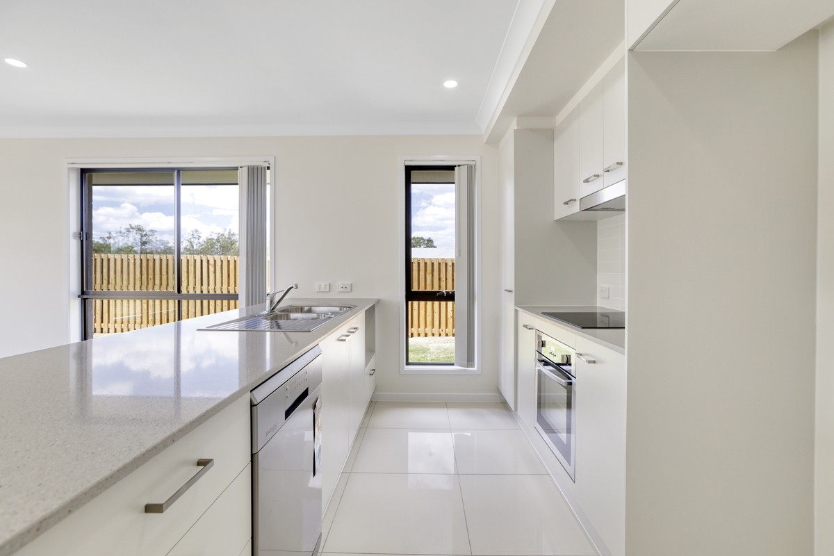 12 Jezebel Street, Rosewood, QLD 4340