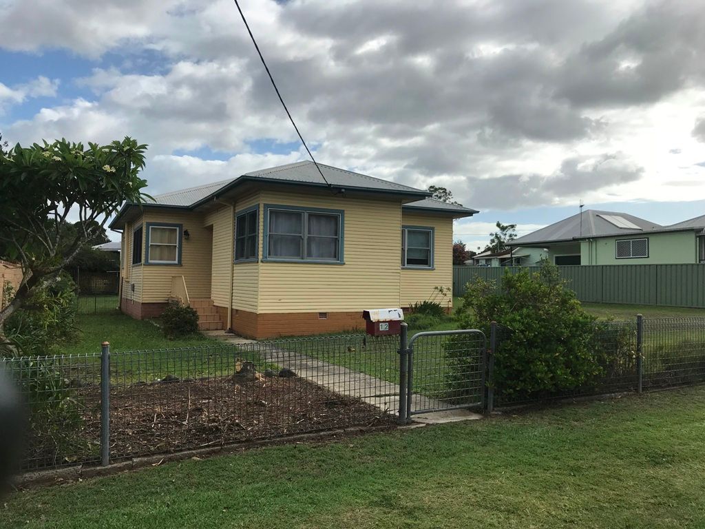 12 Milligan Street, Taree, NSW 2430