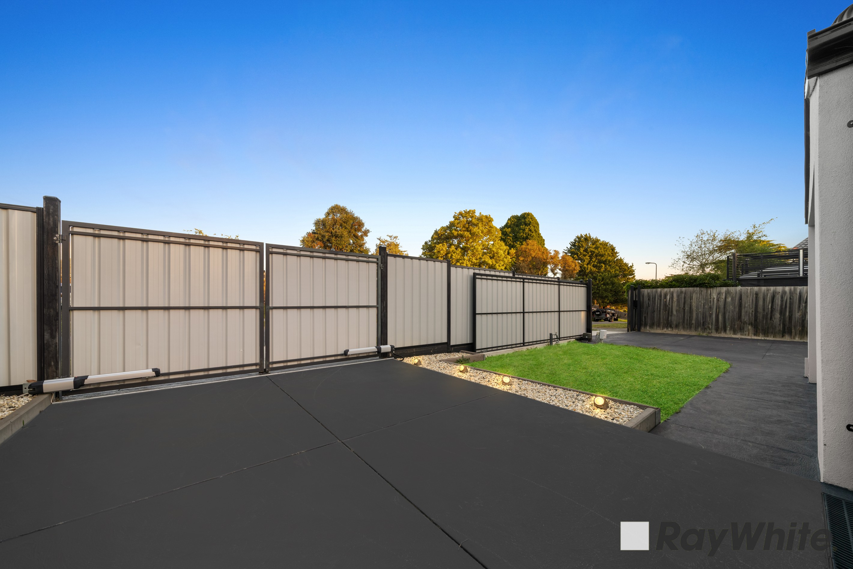 35 The Grange, Hampton Park, VIC 3976