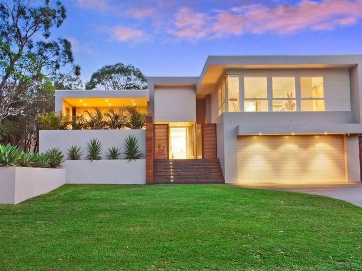36 Wollun Street, Como NSW 2226