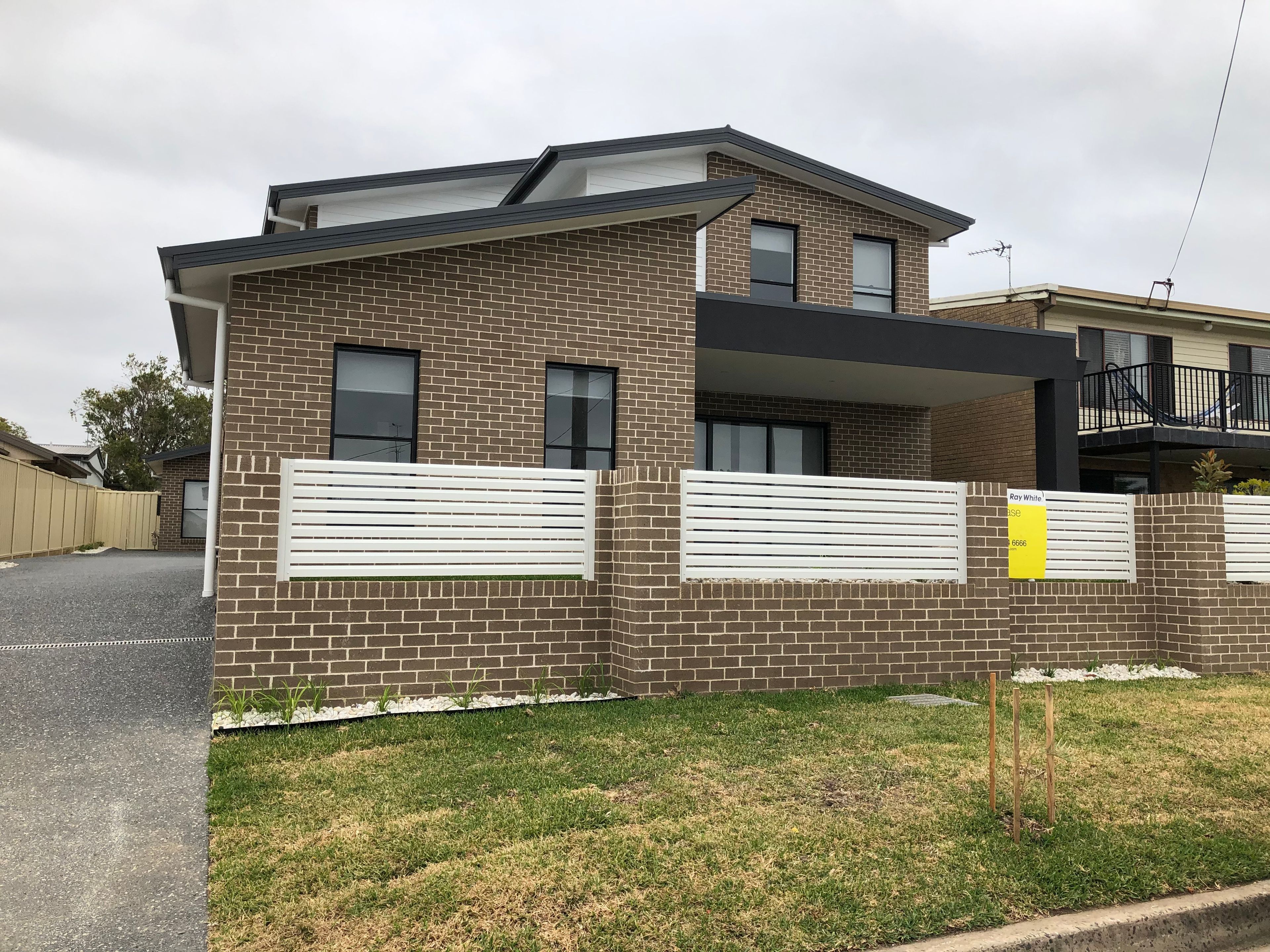 8b Abeila Street, Barrack Heights, NSW 2528