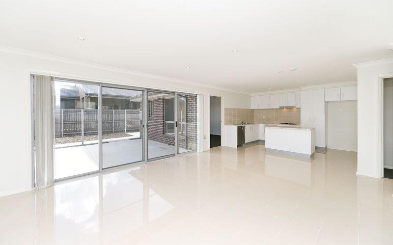 3 Spring Way, Casey, ACT 2913
