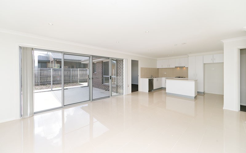 3 Spring Way, Casey, ACT 2913