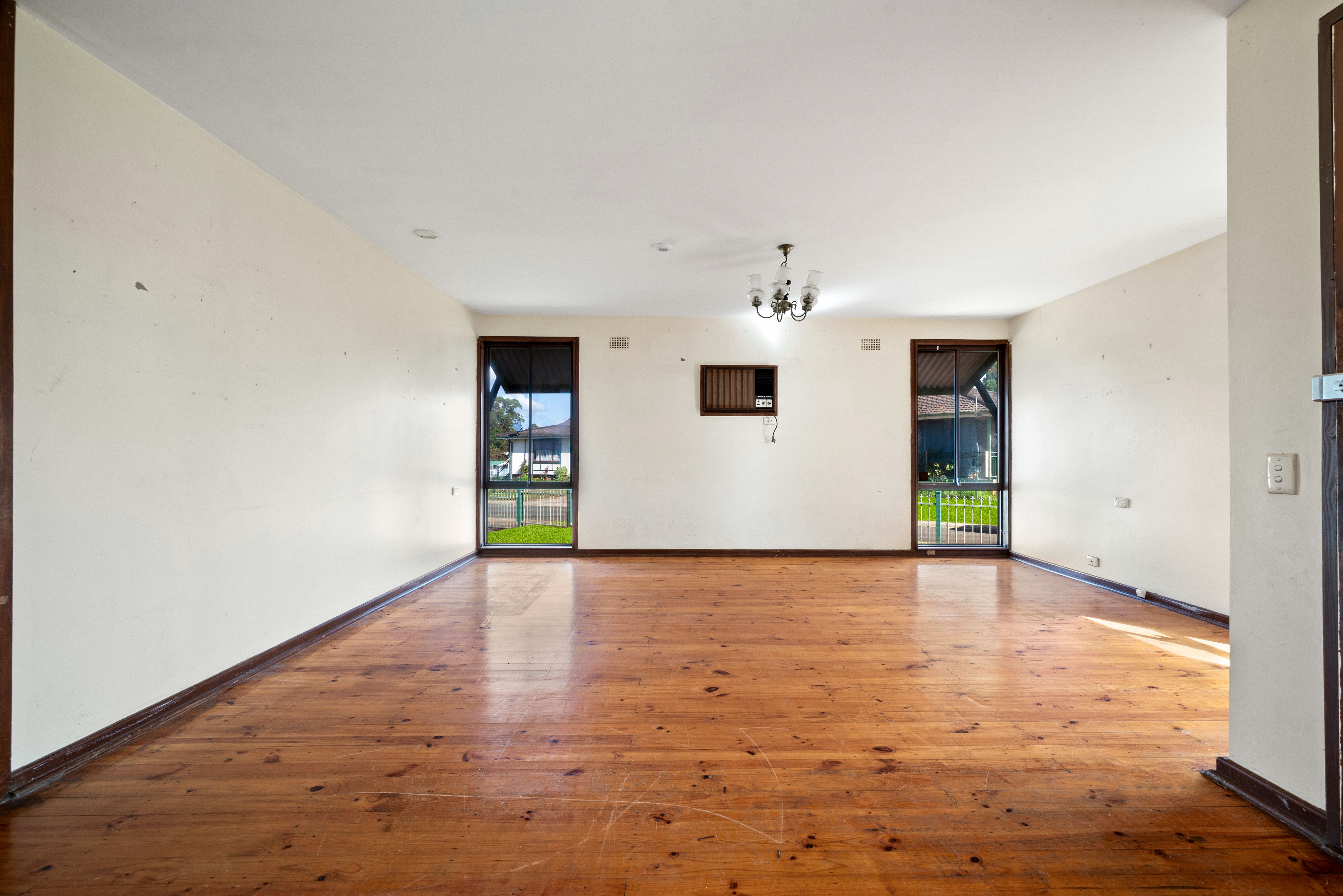 4 Coonong Way, Airds, NSW 2560