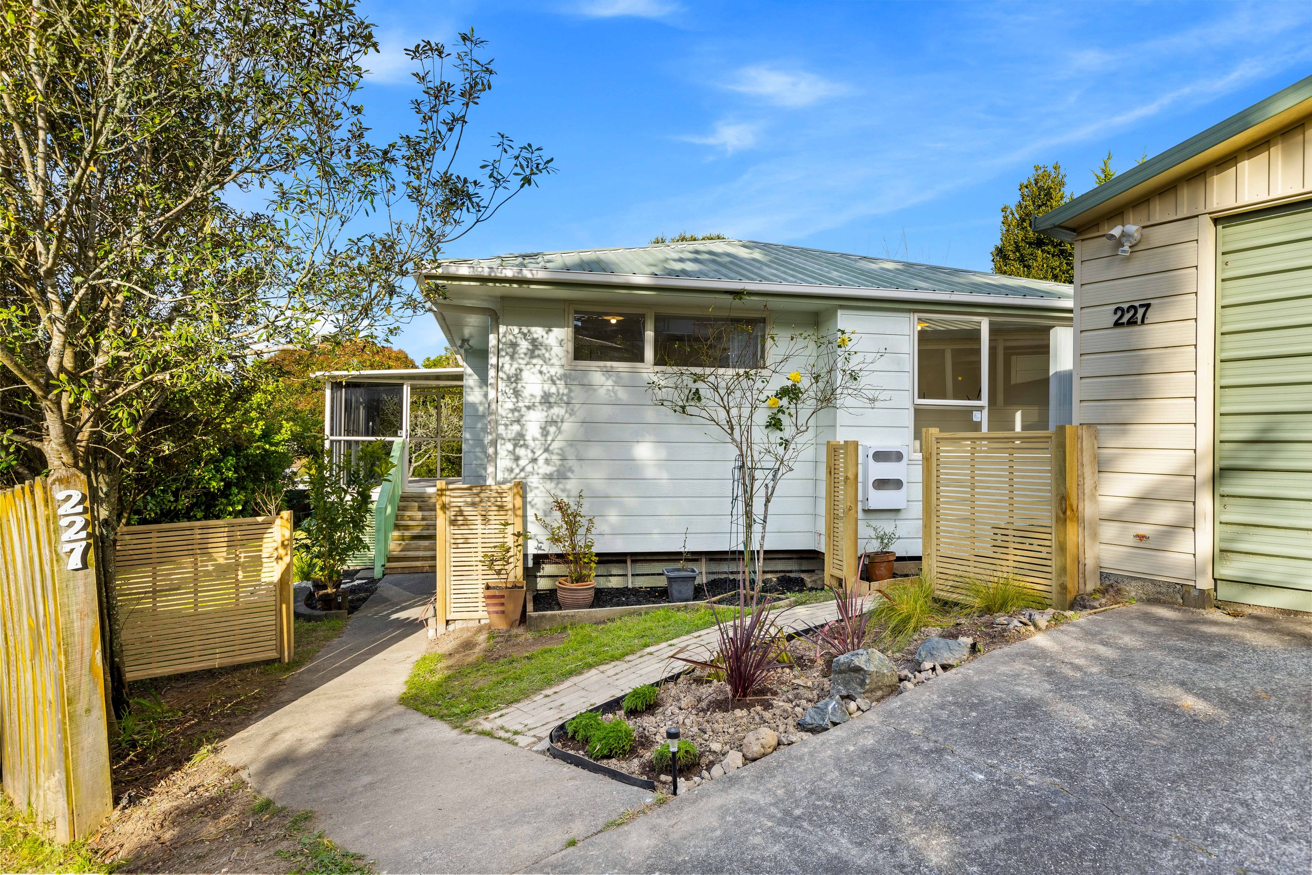 227 Glengarry Road, Glen Eden, Waitakere City