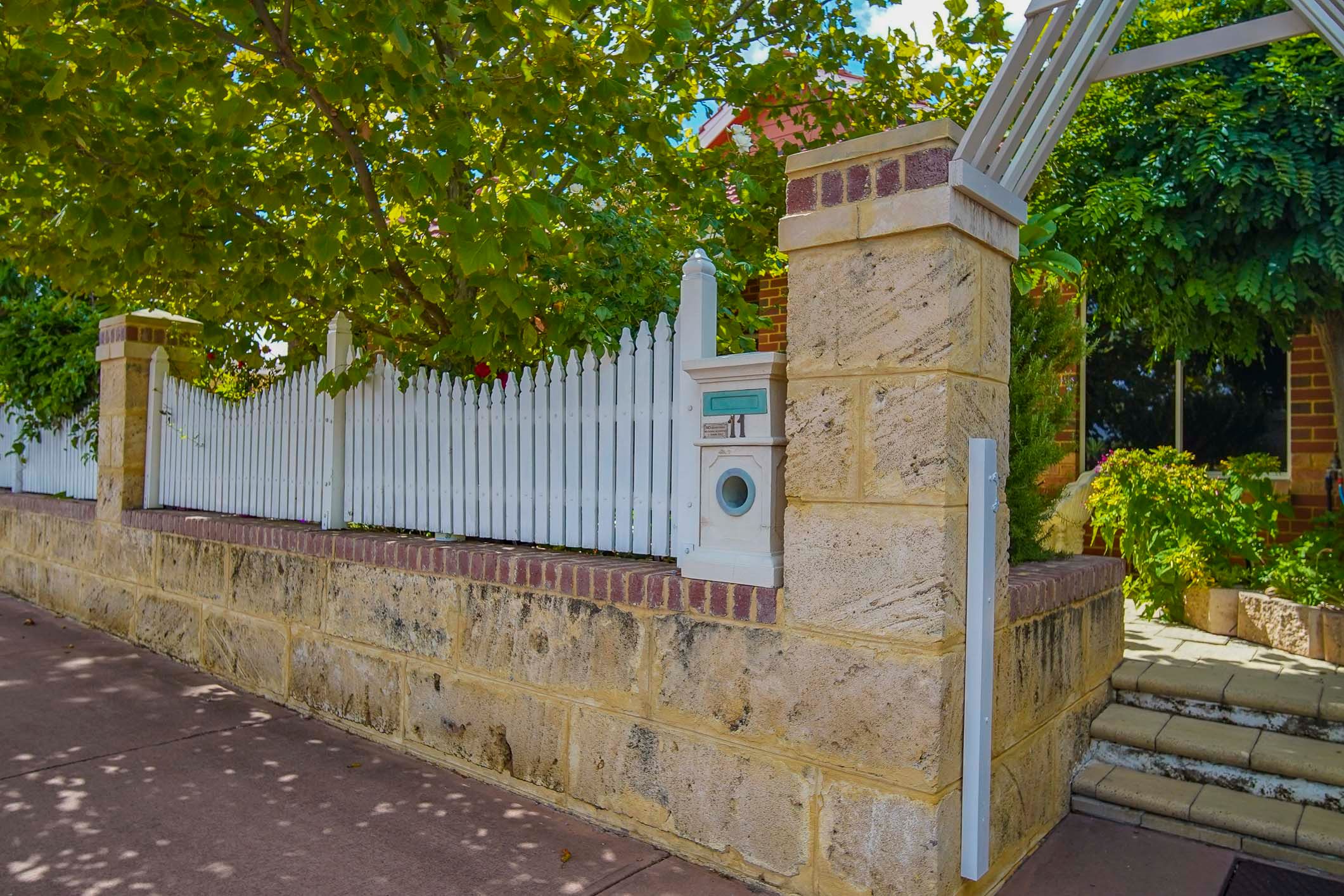 11 Brooking Street, South Guildford, WA 6055