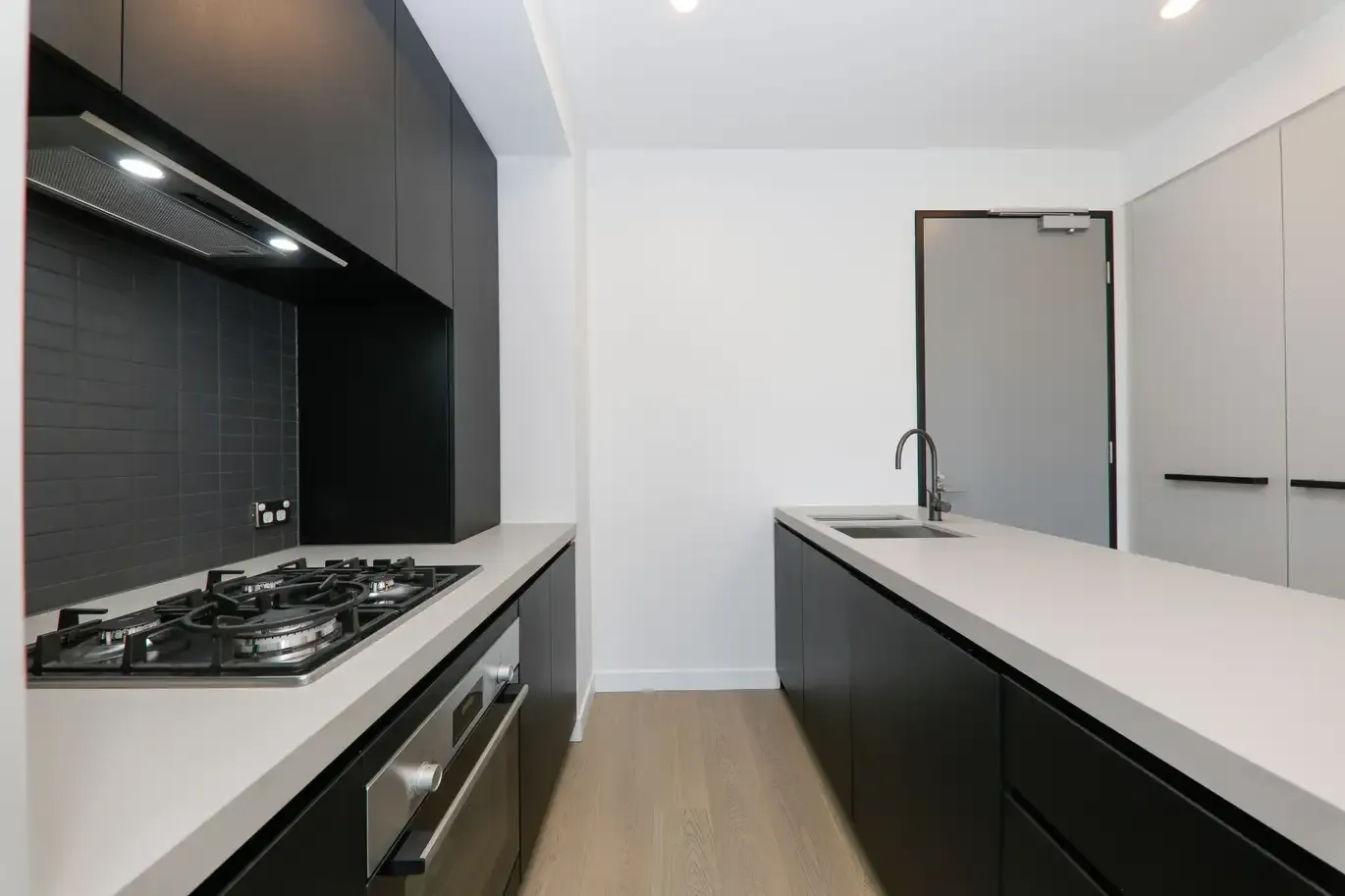 B303/1408 Centre Road, Clayton, VIC 3168