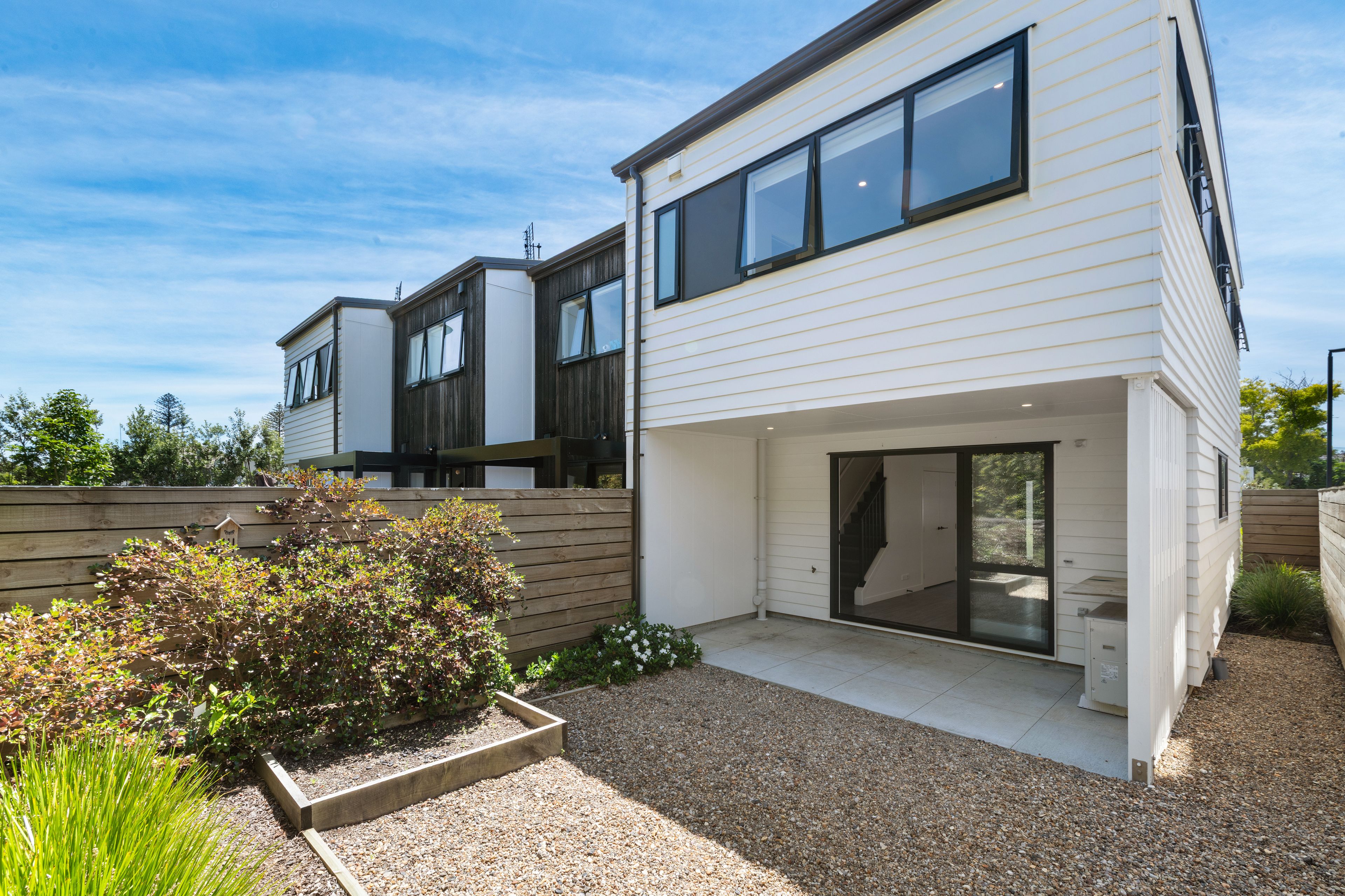 26 Whakahui Lane, Mangere Bridge, Manukau City