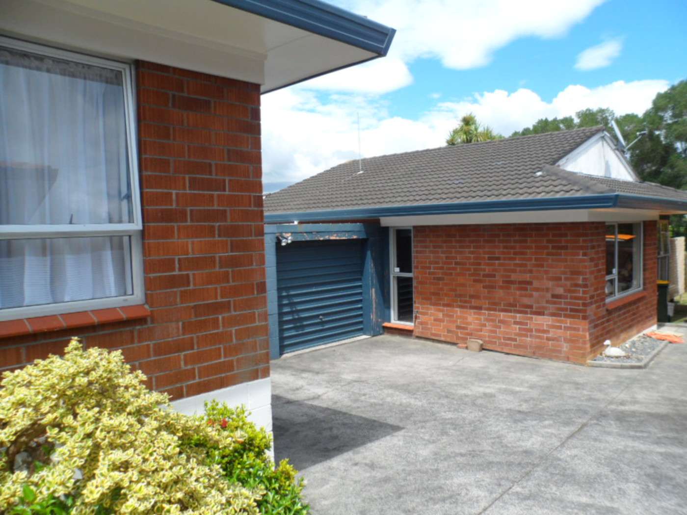 2/101 Prince Regent Drive, Half Moon Bay, Manukau City Real Estate