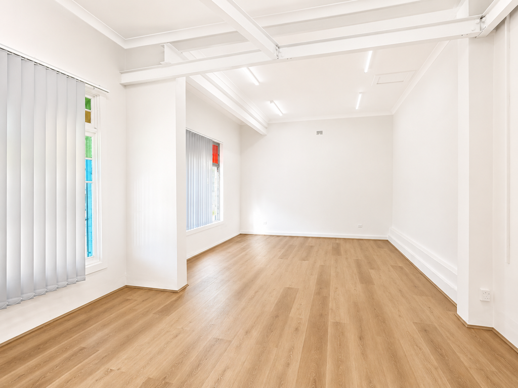 House 504 Burwood Road — photo 3 of 10