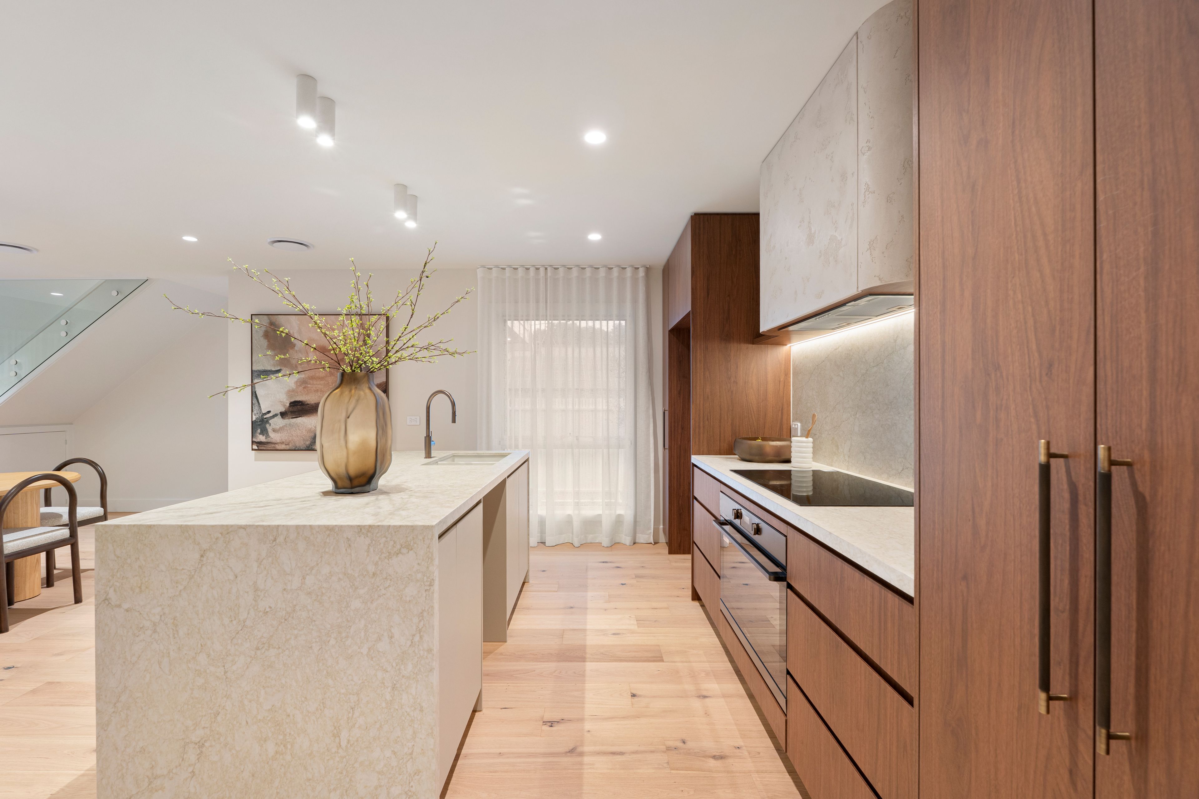 1/5 Lambert Street — photo 4 of 15
