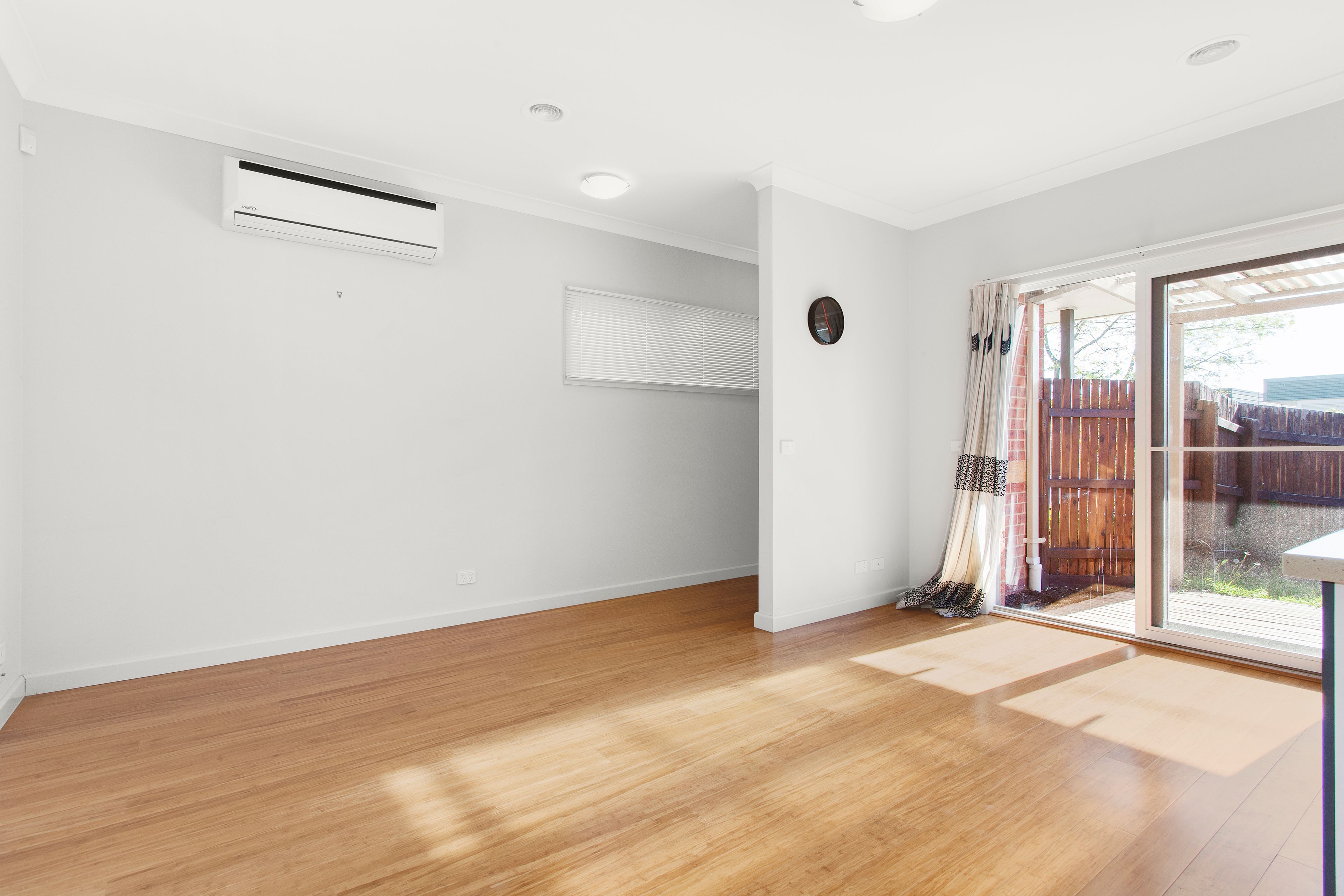 1/39 Kokaribb Road, Carnegie, VIC 3163