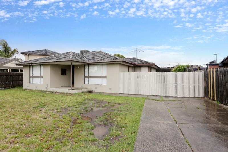 25 Goodwood Crescent, Gladstone Park, VIC 3043