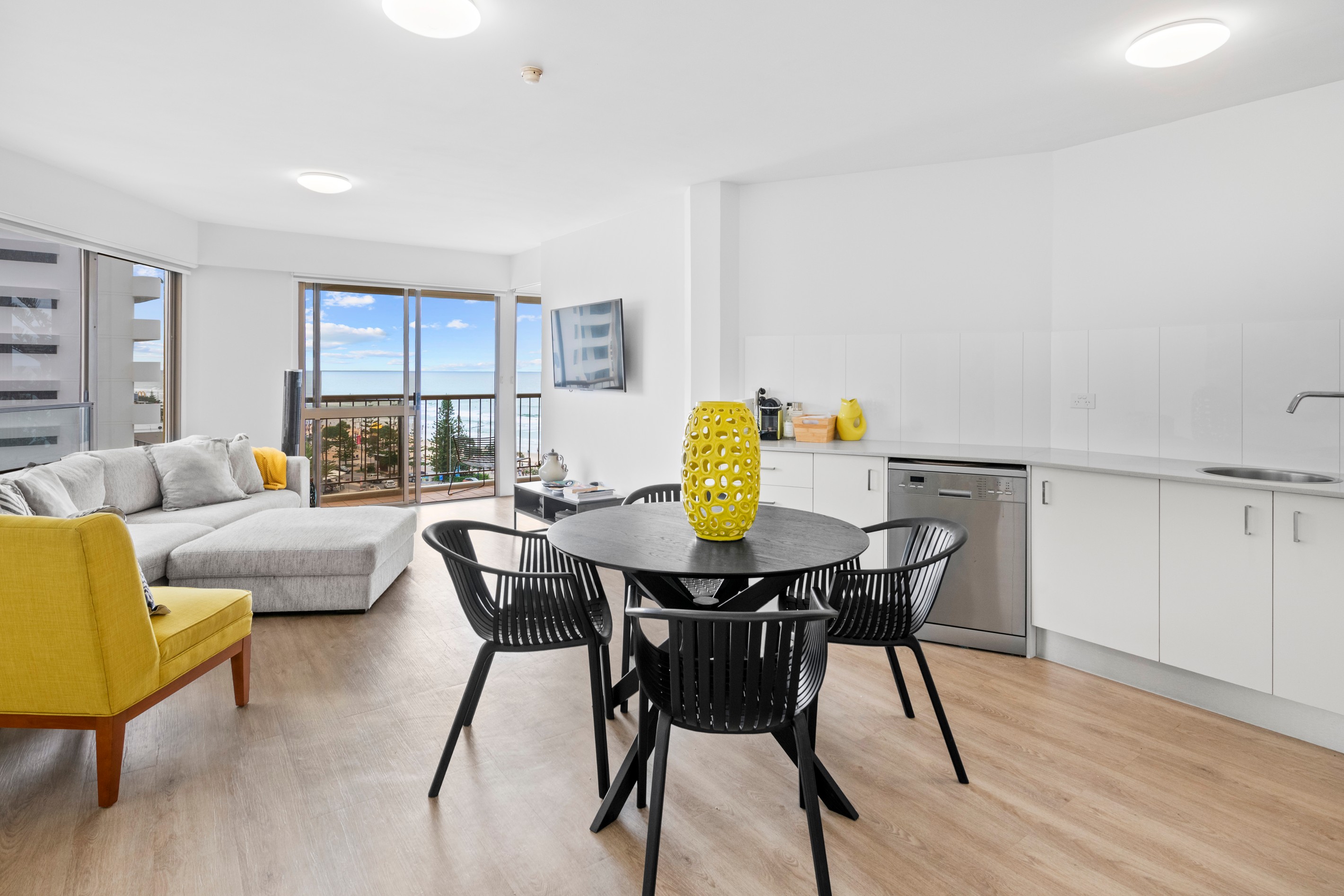 804/8-12 Trickett Street, Surfers Paradise, QLD 4217